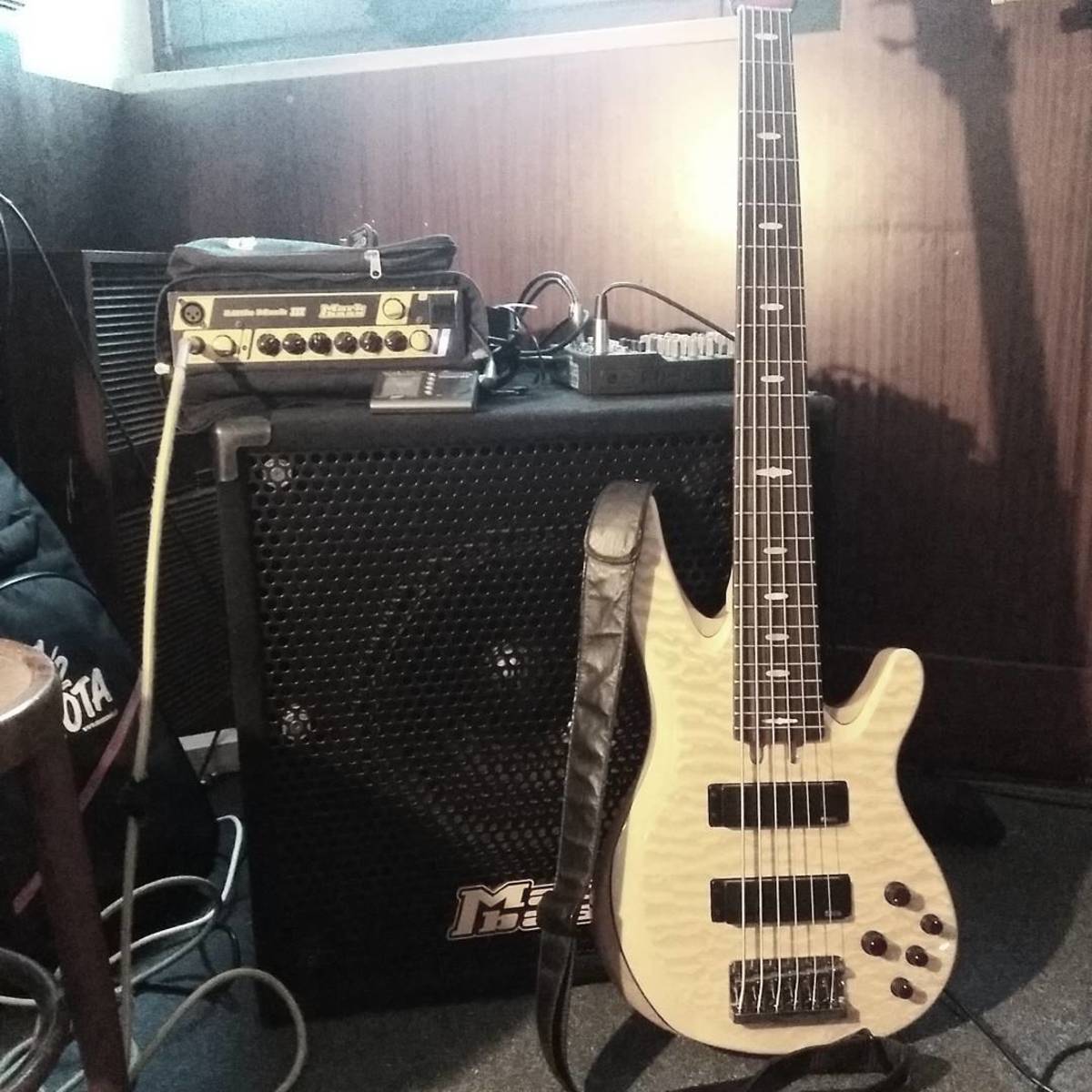 Music Gear Setup by il_may featuring Yamaha TRB 1006