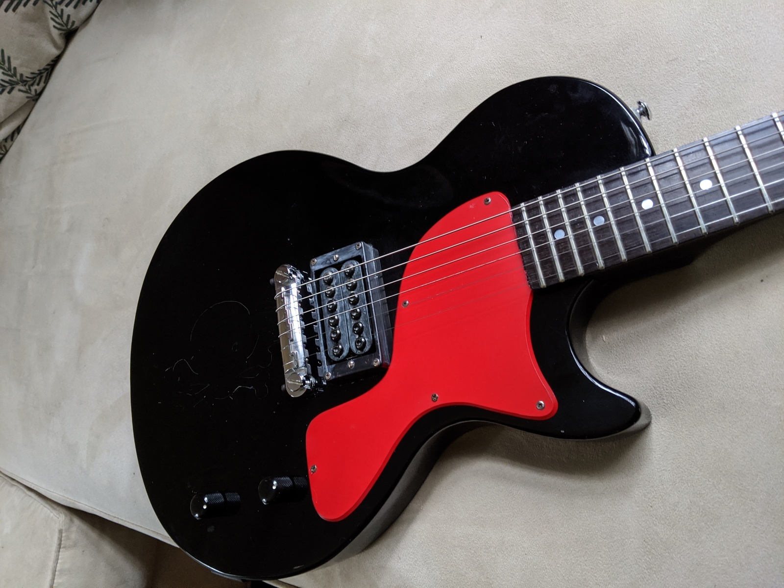 Music Gear Setup by gregoryfrost featuring Epiphone Junior Model