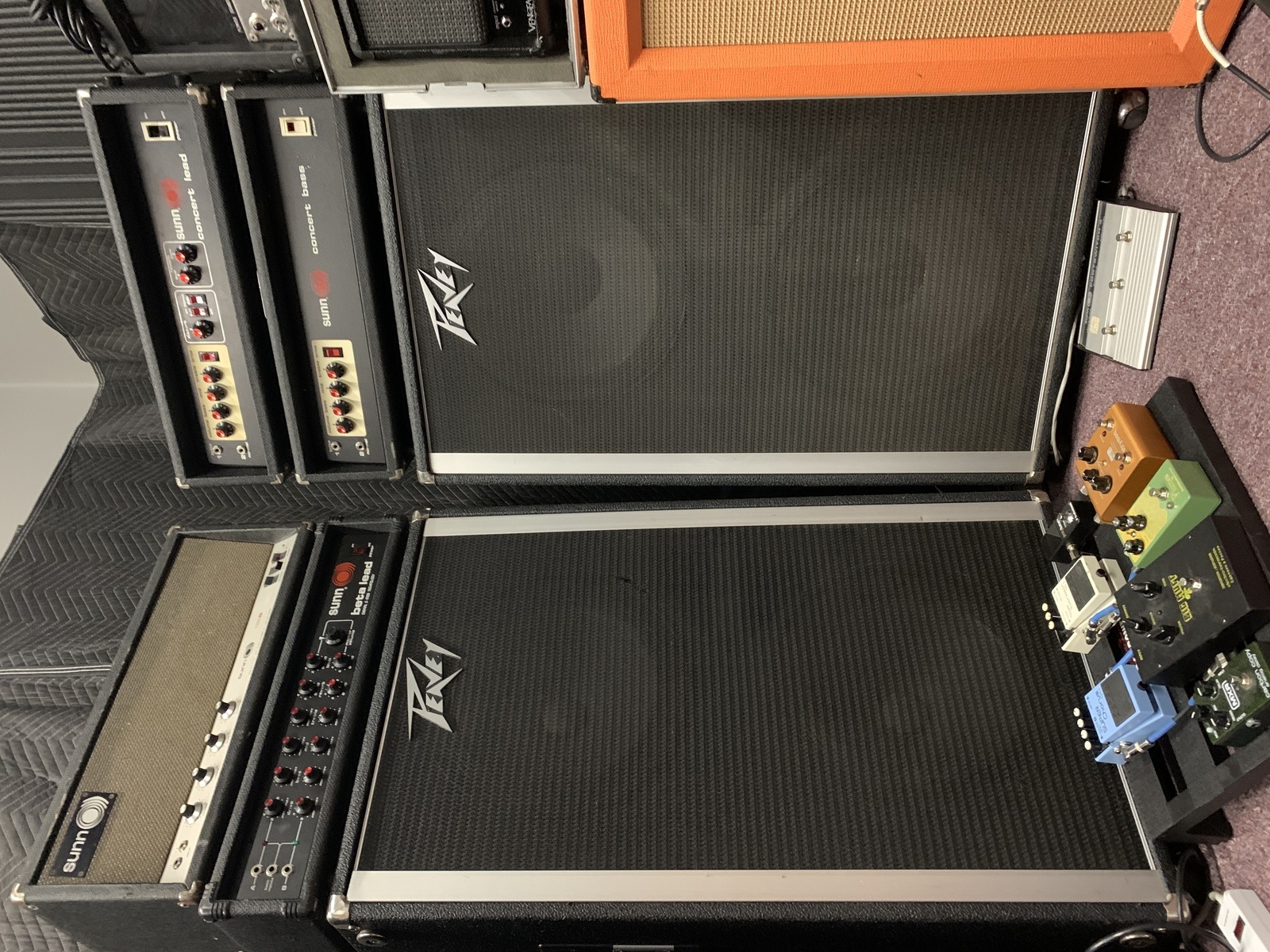 Metal Amp Rig by elihanson featuring Boss CH-1 Super Chorus, MXR M169 Carbon Copy, and Electro-Harmonix "Black Russian" Big Muff Pi V8 and 5 more pieces of gear