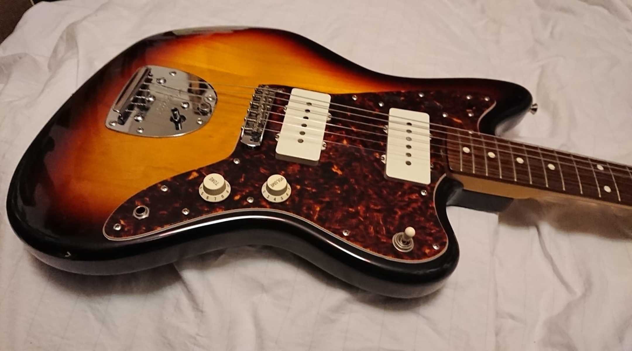Music Gear Setup by dave_bones featuring Fender MIJ Jazzmaster JM62