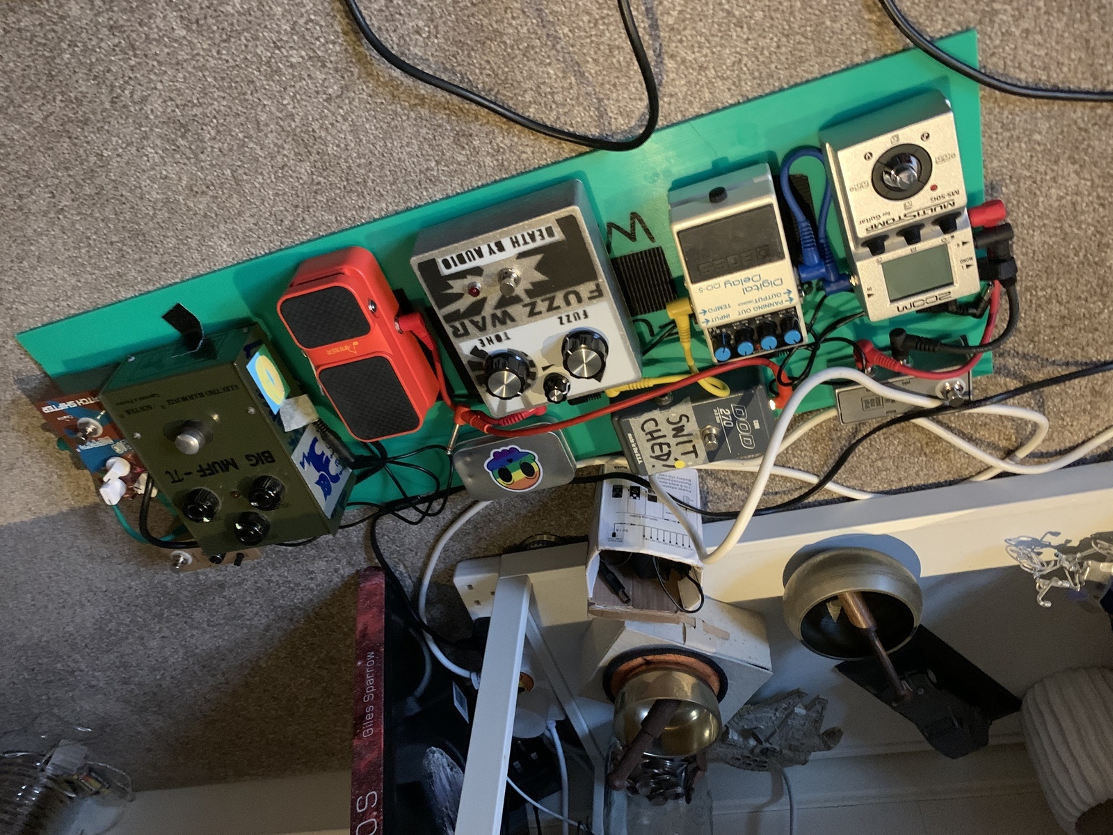 Music Gear Setup by alex_botten featuring Boss DD-5 Digital Delay, Zoom MS-50G Multistomp, and Death By Audio Fuzz War and 2 more pieces of gear