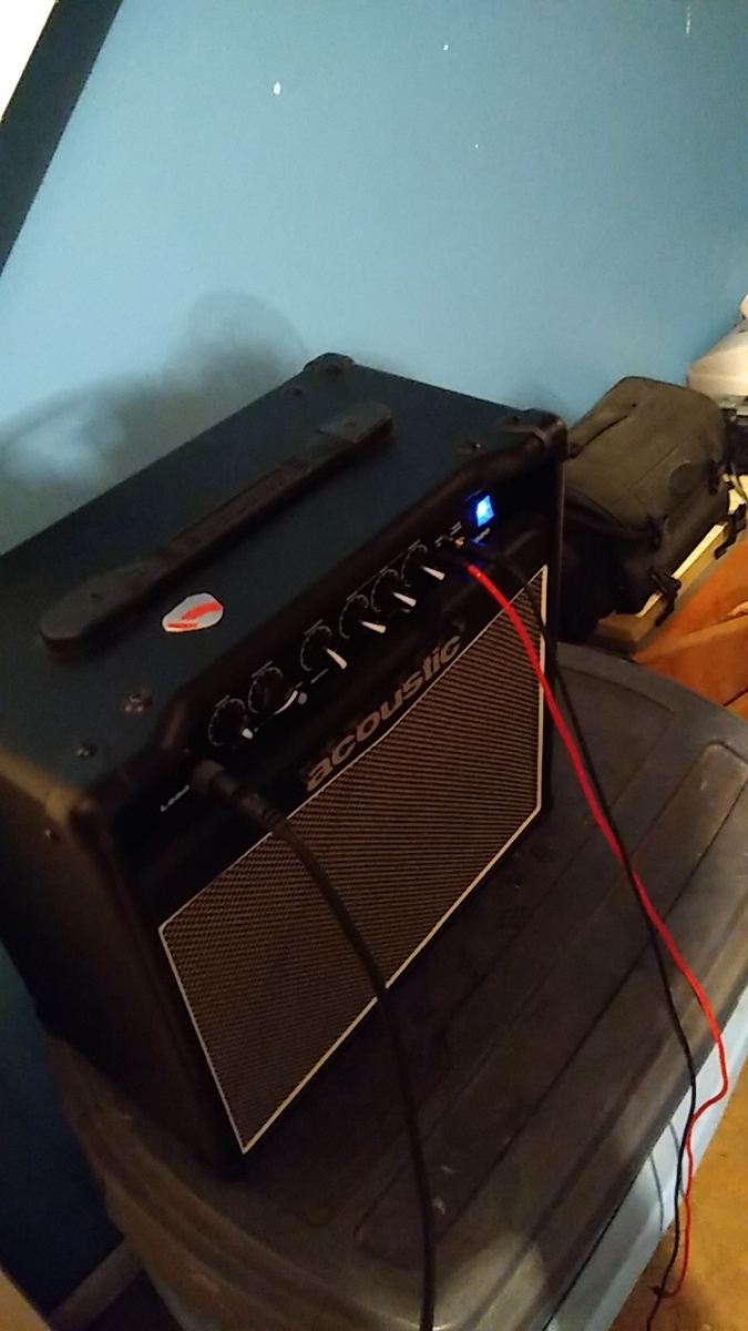 Music Gear Setup by evanwilliams featuring Acoustic control corporation Lead Guitar Series G20 20W 1x10 Guitar Combo Amp