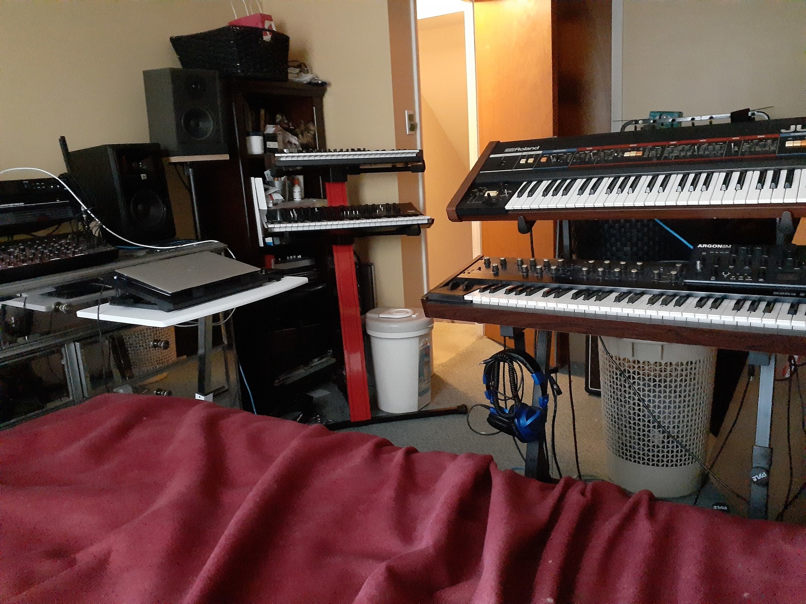 Electronic Synth Setup by jimmarchi1 featuring Vox AC30 Guitar Combo Amp, Dave Smith Instruments Mopho x4 Synthesizer Keyboard, and Korg PolySix and 9 more pieces of gear