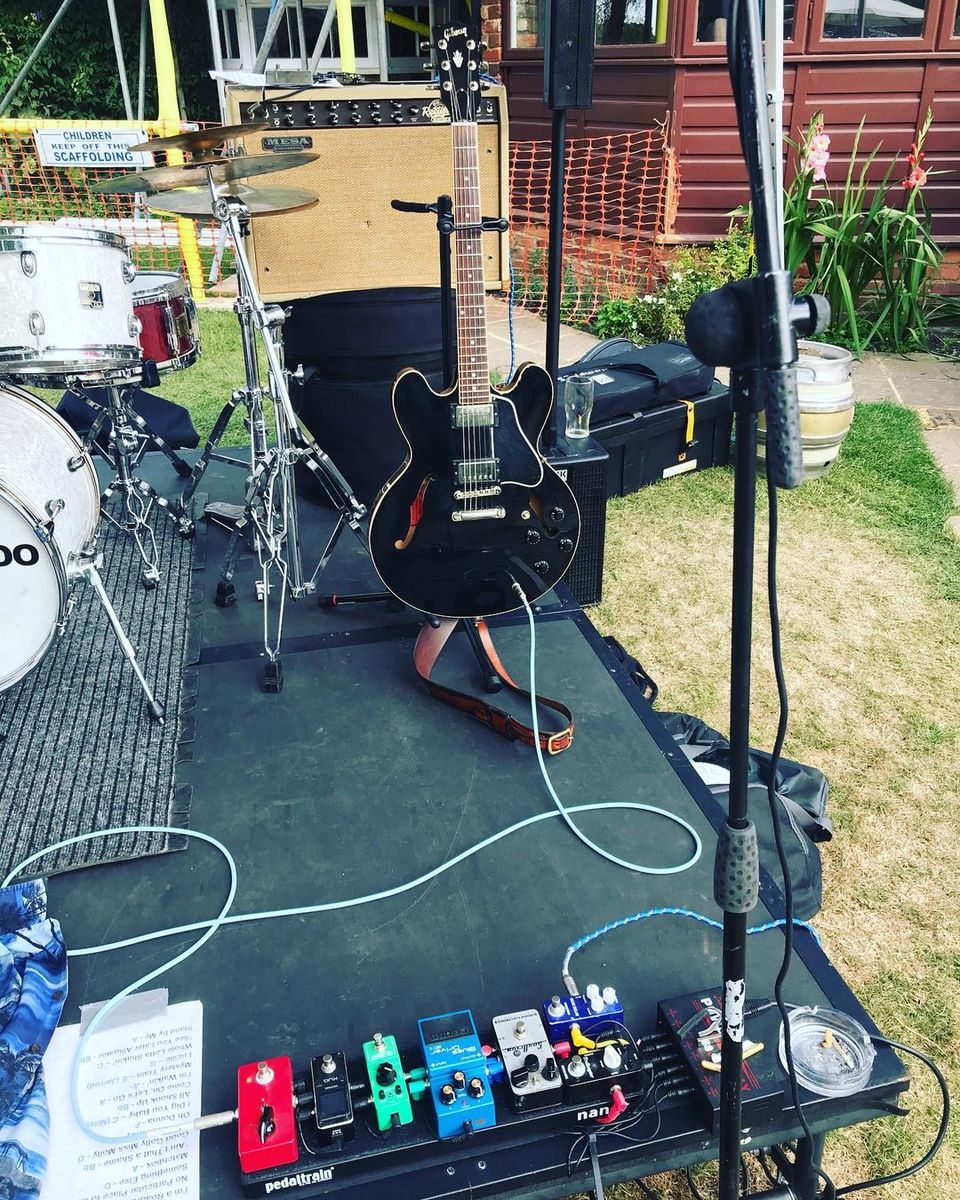 Country Music Gear Setup by miles_cookman featuring Gibson ES-335 and Mesa/Boogie Maverick 2x12 Combo