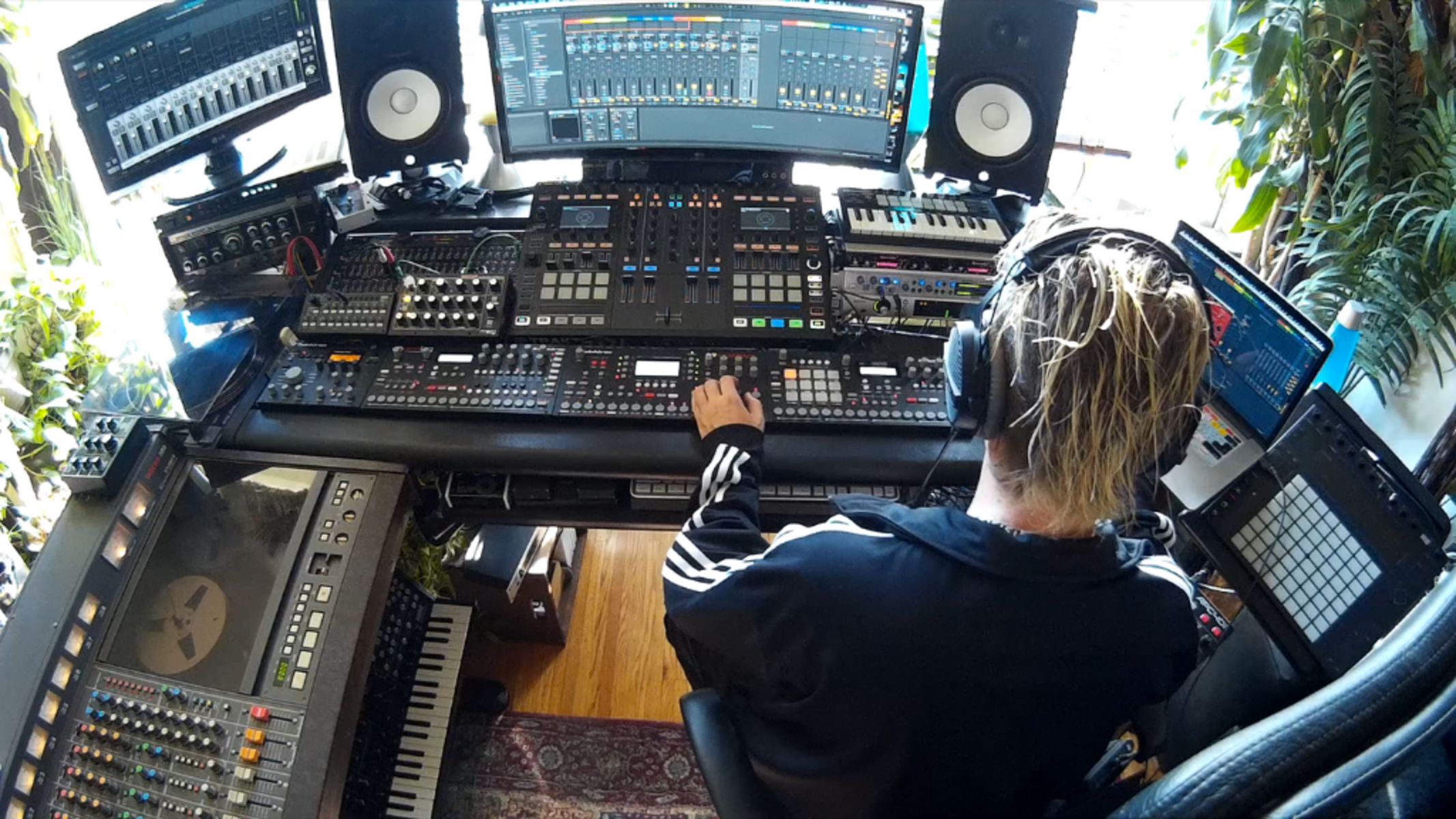 Electronic Studio Setup by dystopiansoundscapes featuring Apple MacBook Pro (General), Beyerdynamic DT 990 PRO, and Universal Audio Apollo Quad Firewire and 14 more pieces of gear