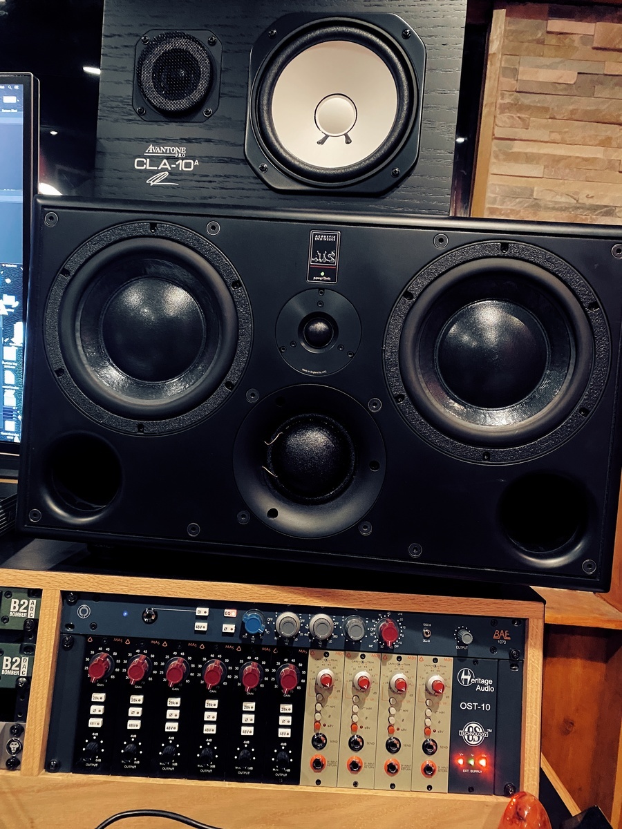 Electronic Studio Setup by perfetto featuring Avedis MA5 Microphone Preamp, BAE Audio 1073 Microphone Preamp w/ Equalizer, and ATC Loudspeakers SCM45A Pro Dual 7" 3-way Powered Studio Monitors