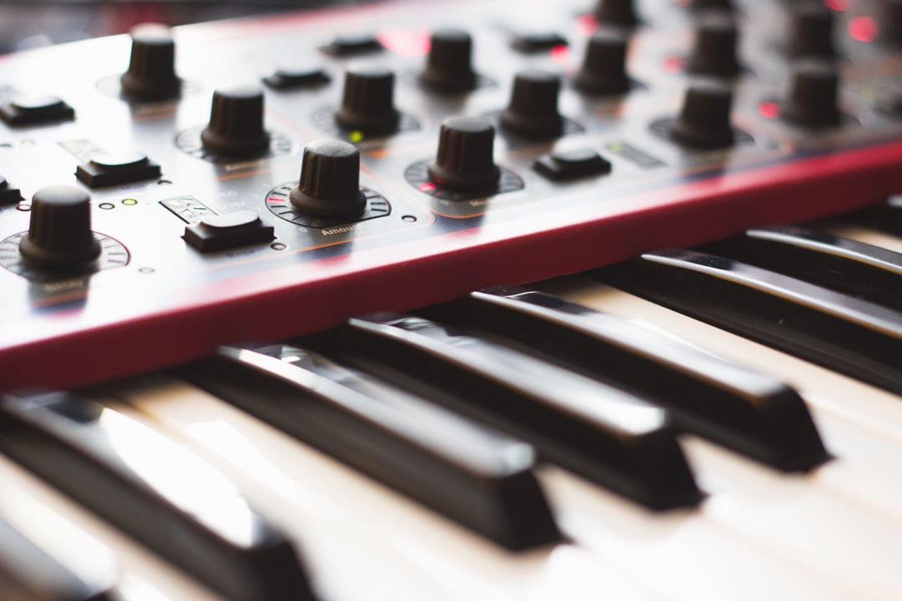 Music Gear Setup by fer_roldan featuring Clavia Nord Lead 3