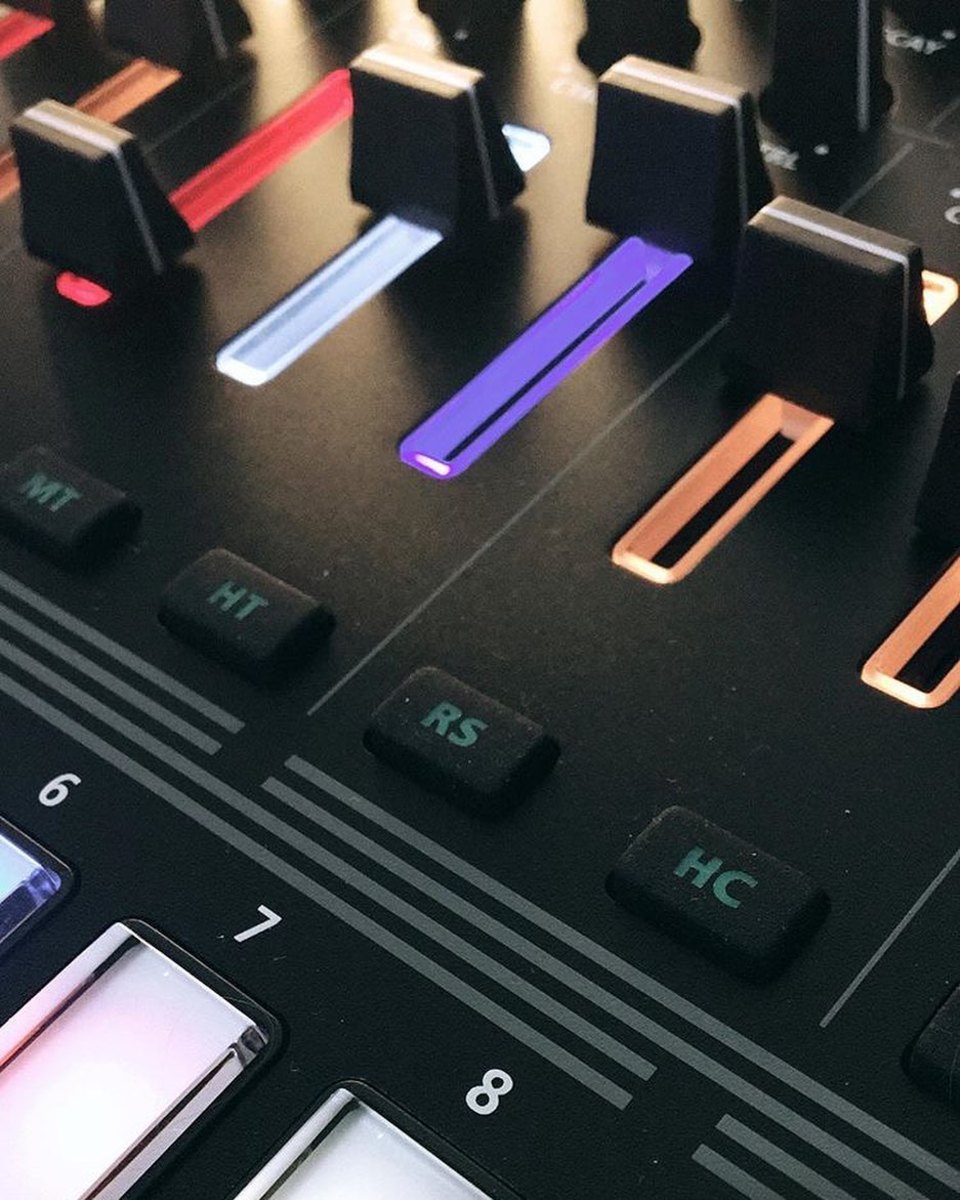 Music Gear Setup by fer_roldan featuring Roland AIRA TR-8S