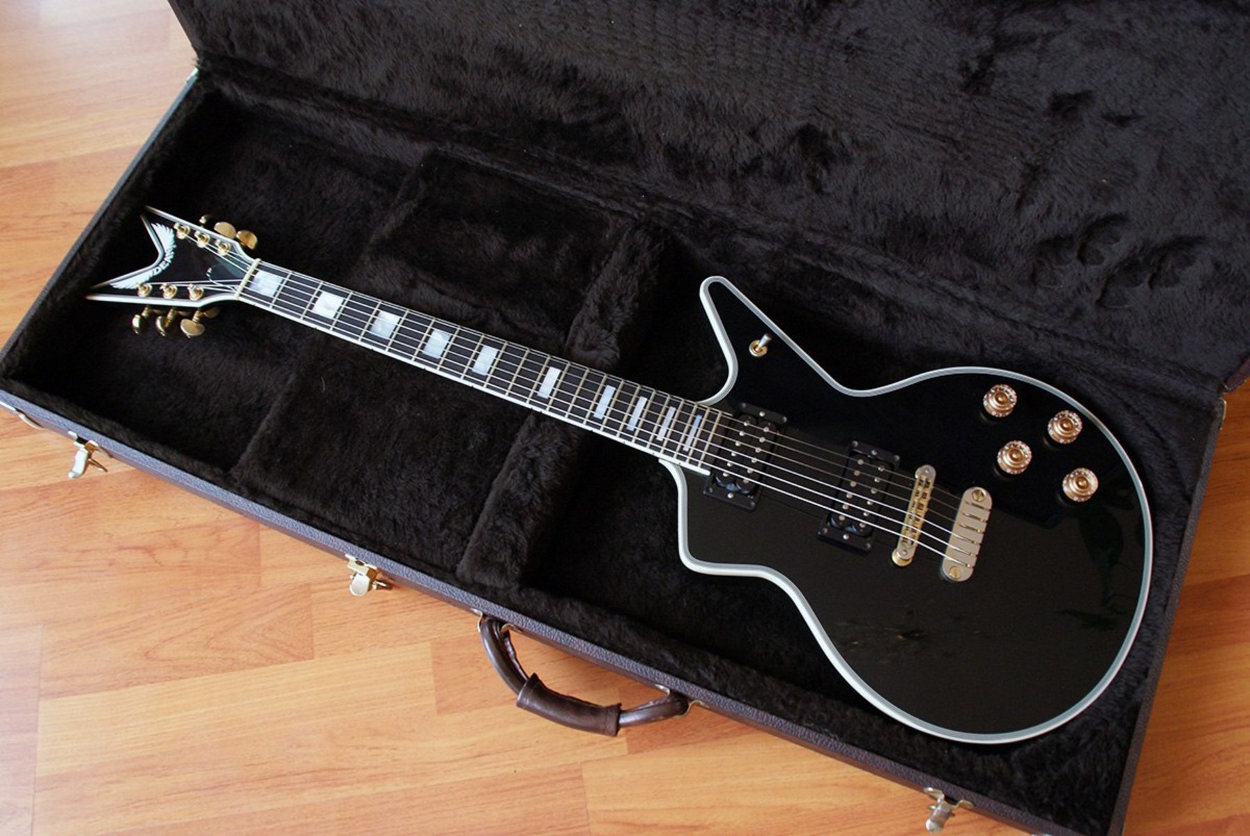 Metal Music Gear Setup by yuriy_maslyaninov featuring Dean Cadillac Electric Guitar