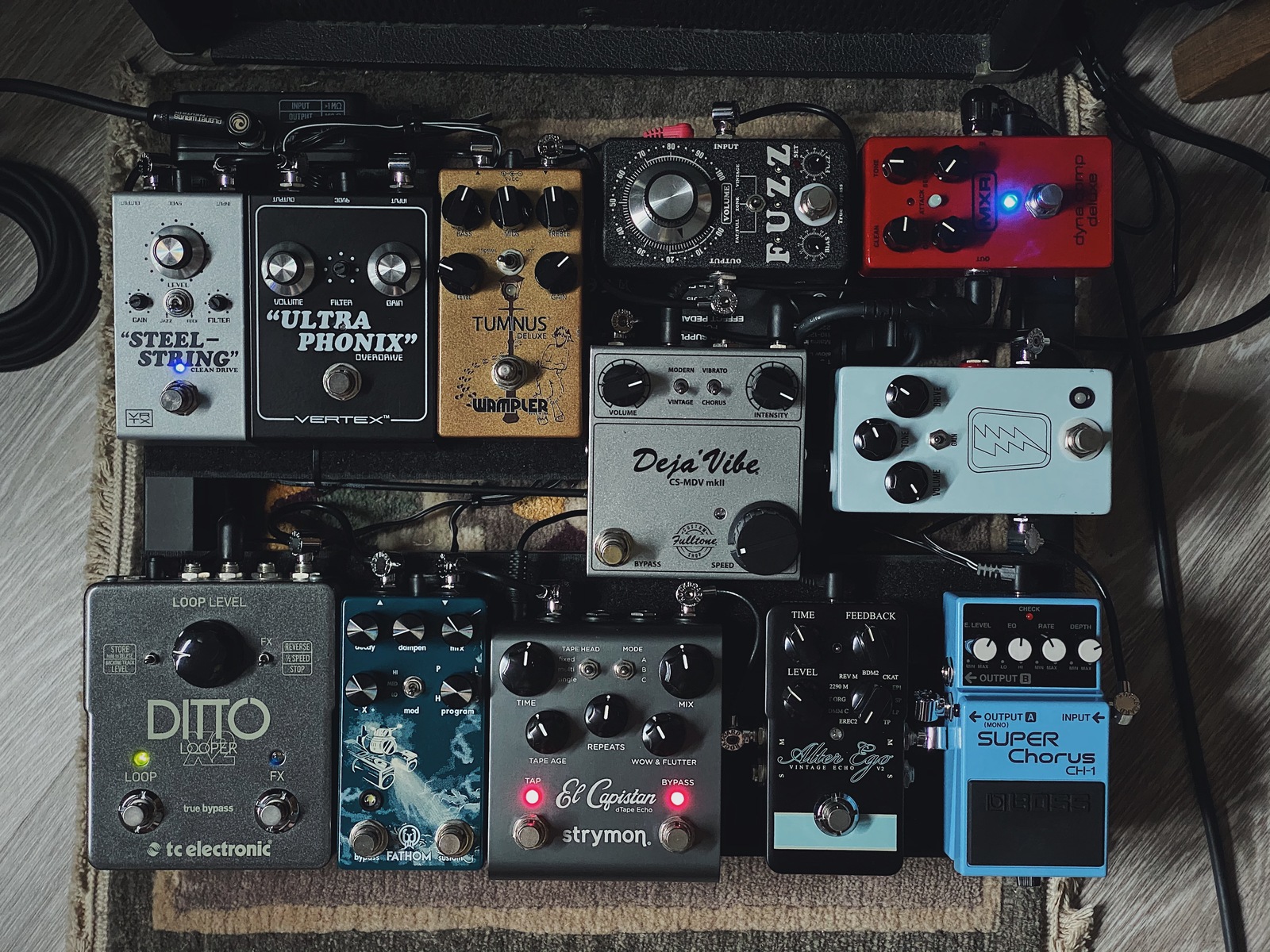 Music Gear Setup by munkeat98 featuring Boss CH-1 Super Chorus, Fulltone Mini DejaVibe Stereo, and TC Electronic Ditto X2 and 9 more pieces of gear