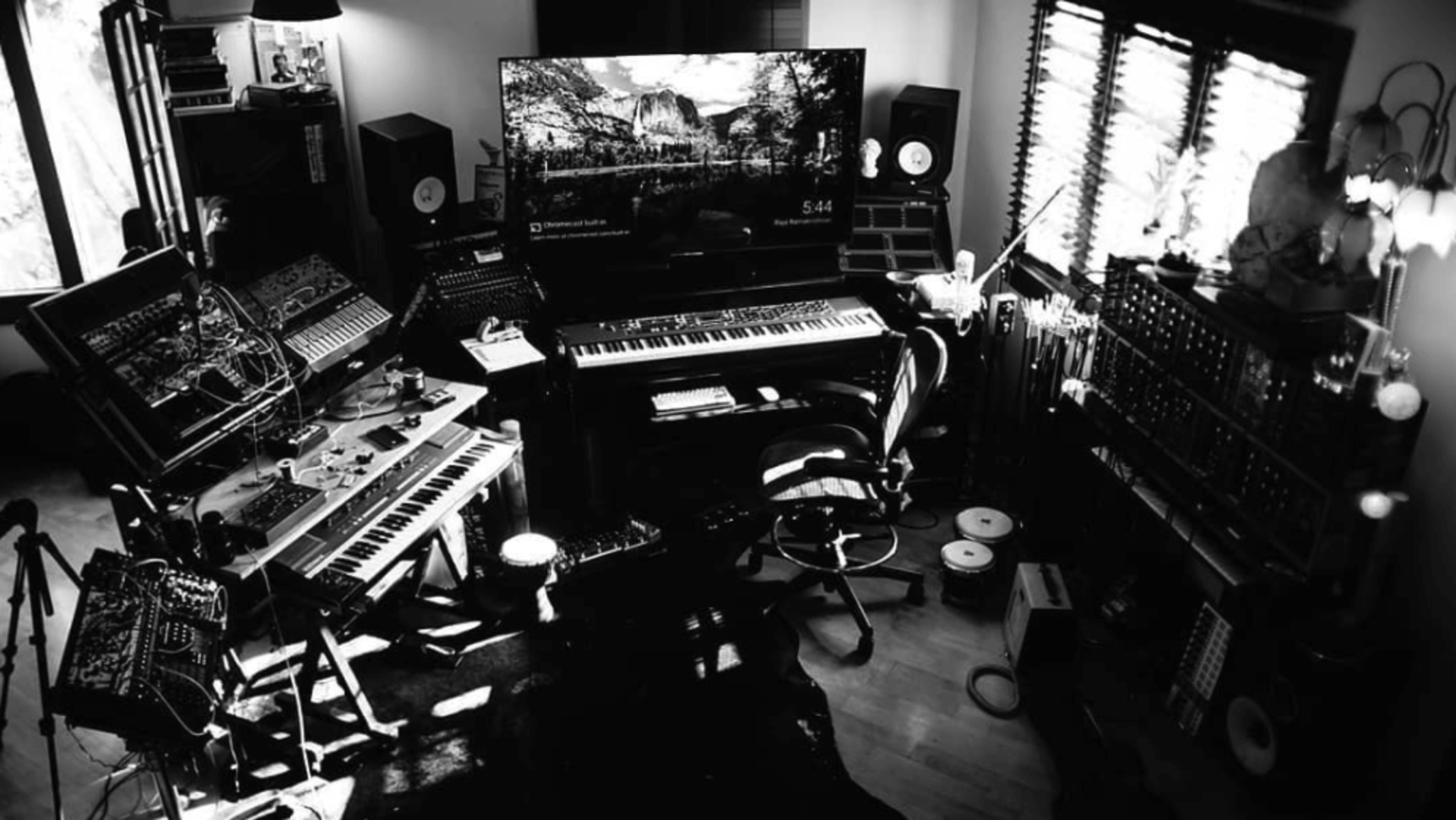 Electronic Synth Setup by folpon featuring Yamaha HS80M Active Studio Monitor, Roland Juno-106, and Buchla Music Easel and 4 more pieces of gear