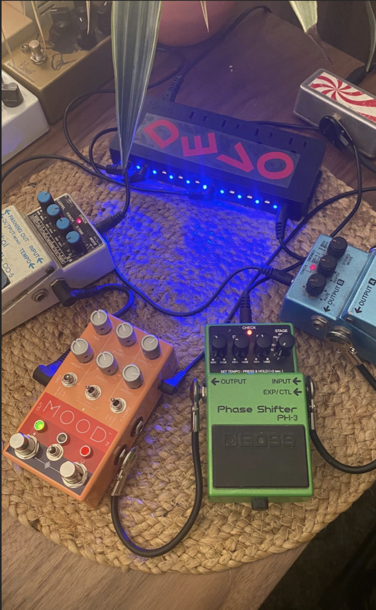 Boss Music Gear Setup by cccasualcccrypt featuring Boss PH-3 Phase Shifter, Boss DD-5 Digital Delay, and Boss CE-3 Chorus and 1 more piece of gear