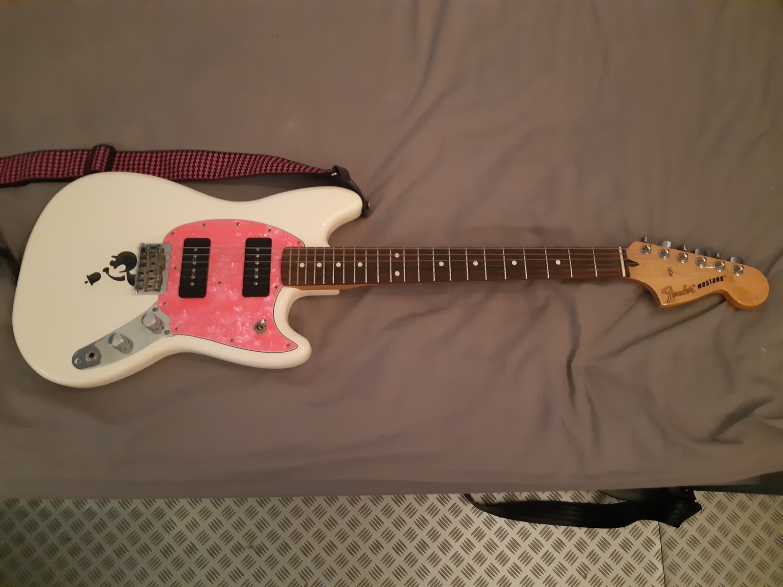 Music Gear Setup by bayley_mcnamee featuring Fender Mustang P-90