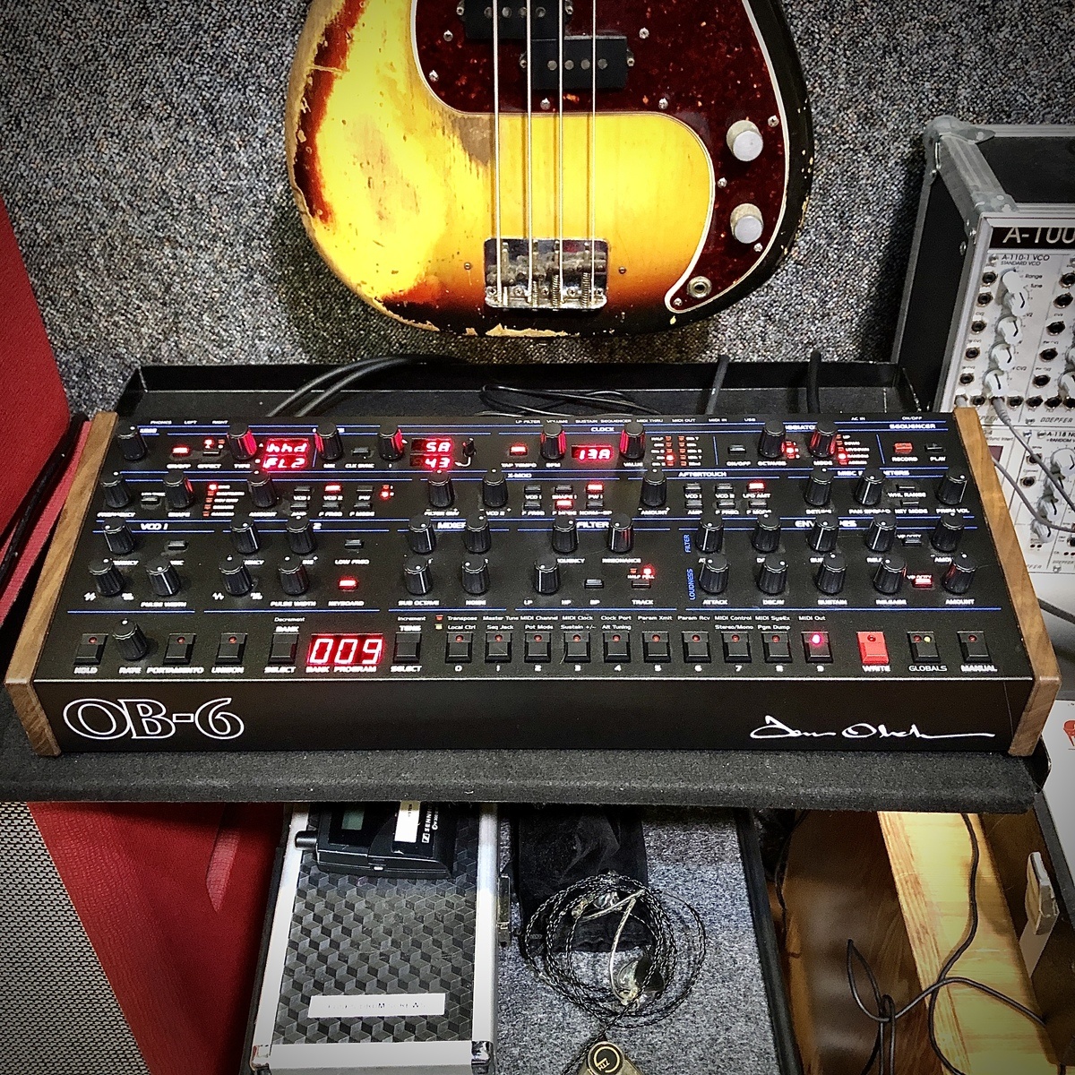 Ambient Music Gear Setup by godisanastronaut featuring Dave Smith Instruments OB-6 Desktop Synthesizer