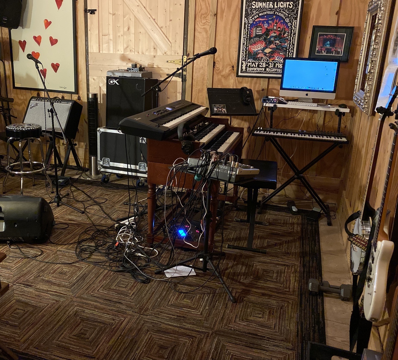 Electronic Synth Setup by jmfarrington featuring Apple Logic Pro, Apple iMac (General), and Leslie Model 3300 300-watt Combo Black and 4 more pieces of gear
