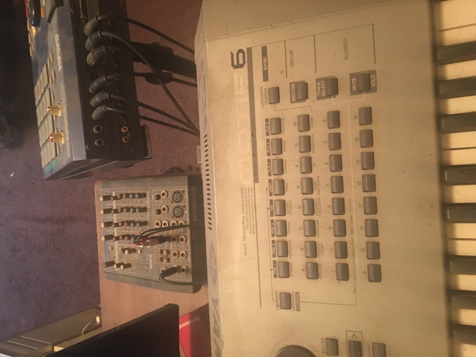 Hip Hop Music Gear Setup by butchaboy215 featuring Yamaha MOTIF 6