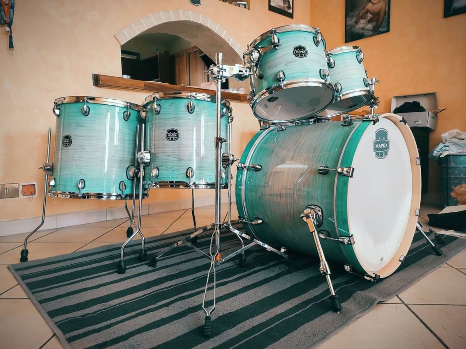 Music Gear Setup by gsplcu featuring Mapex Armory 6-Piece Studioease Shell Pack