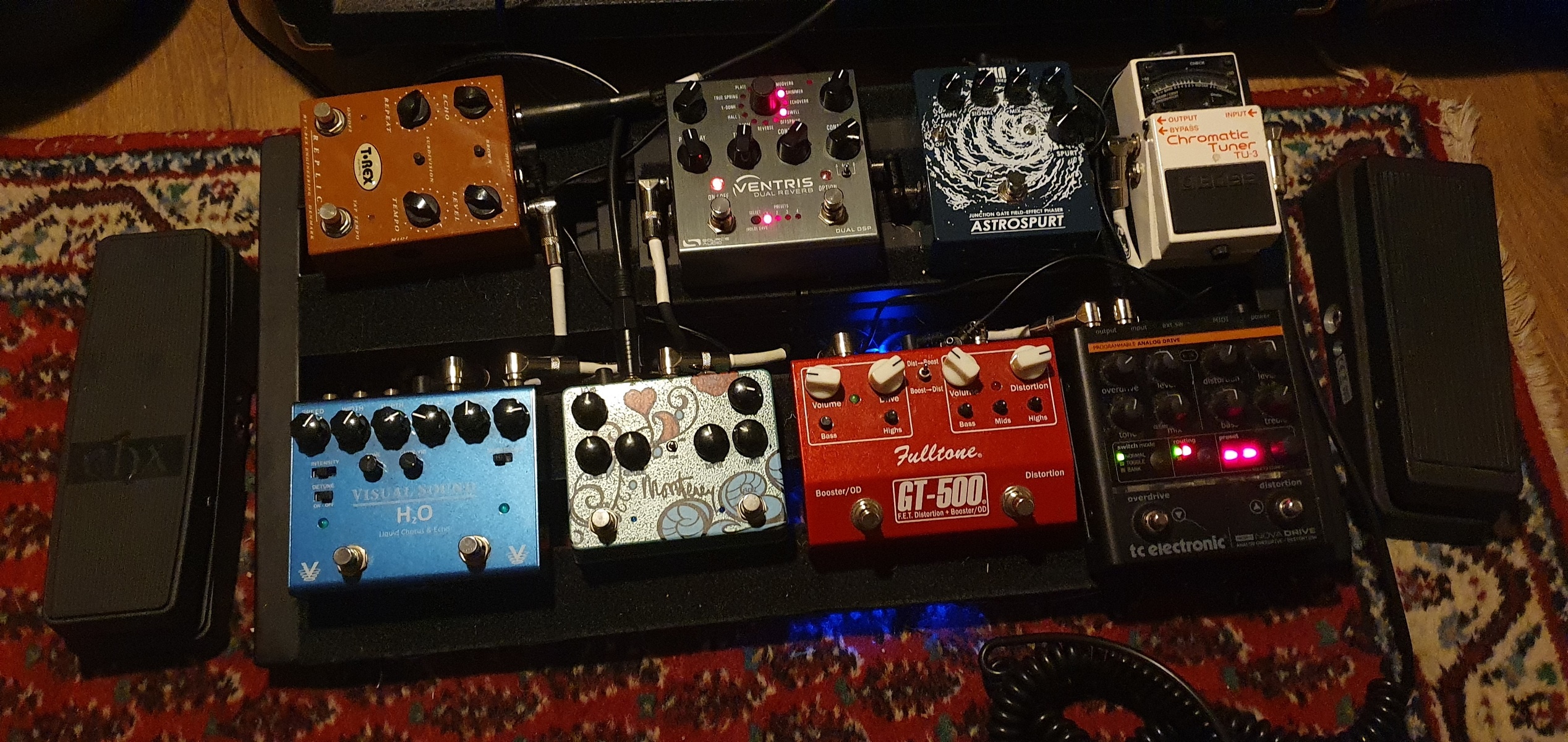 Music Gear Setup by roel_pieterse featuring Boss TU-3 Chromatic Tuner, T-Rex Engineering Replica, and Fulltone GT-500 Booster/Distortion and 4 more pieces of gear
