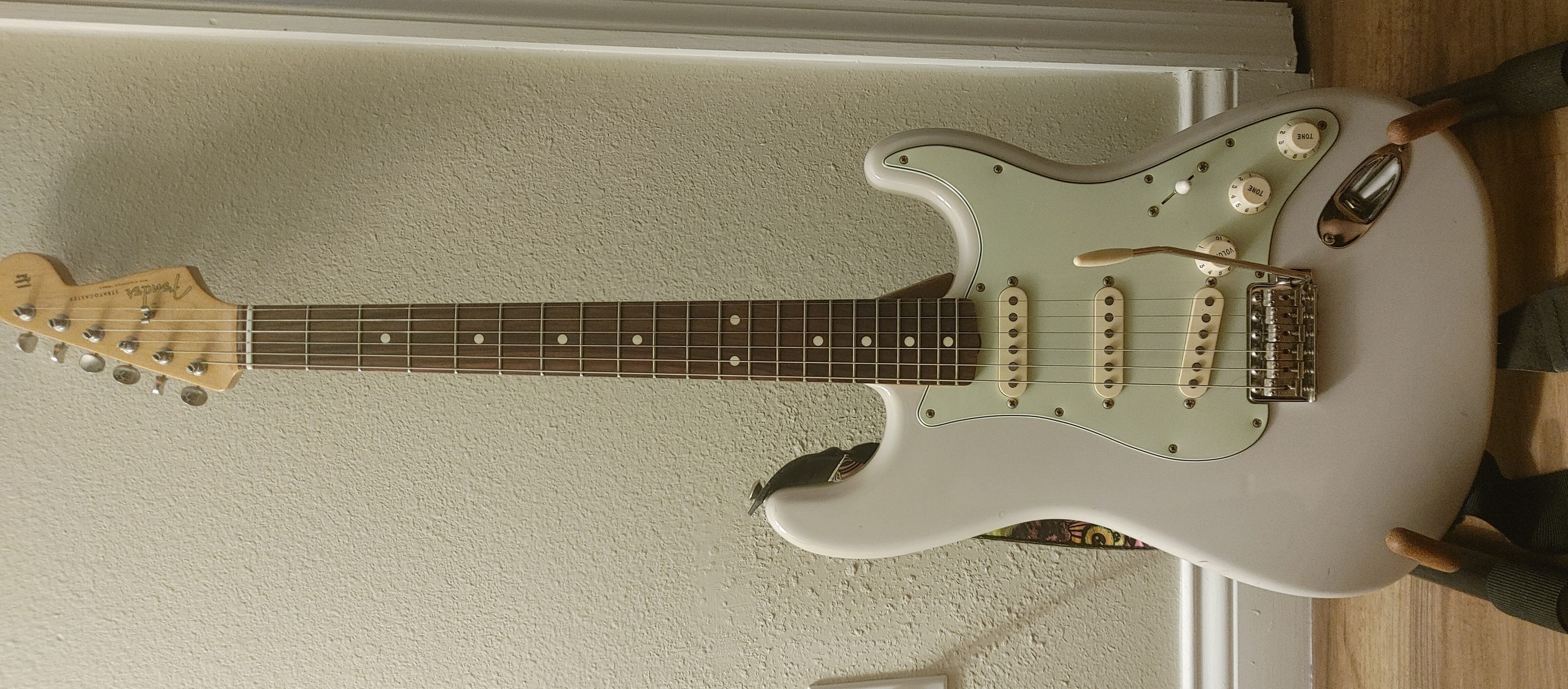 Music Gear Setup by bryce_zimmer featuring Fender Special Edition 60 Stratocaster