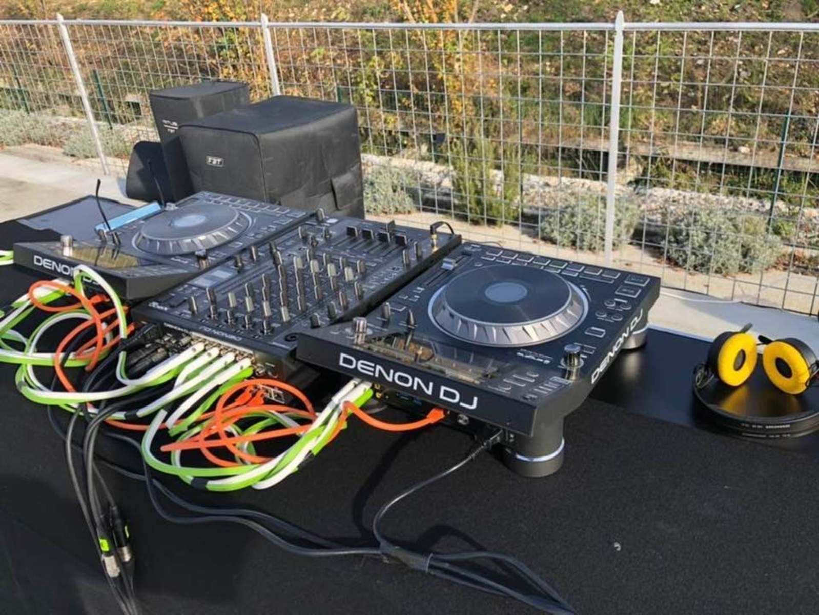 Electronic DJ Setup by marco_collodel featuring Sennheiser HD 25 Headphones, Oyaide Neo d+ RCA class B DUO, and Denon DJ SC5000 and 2 more pieces of gear