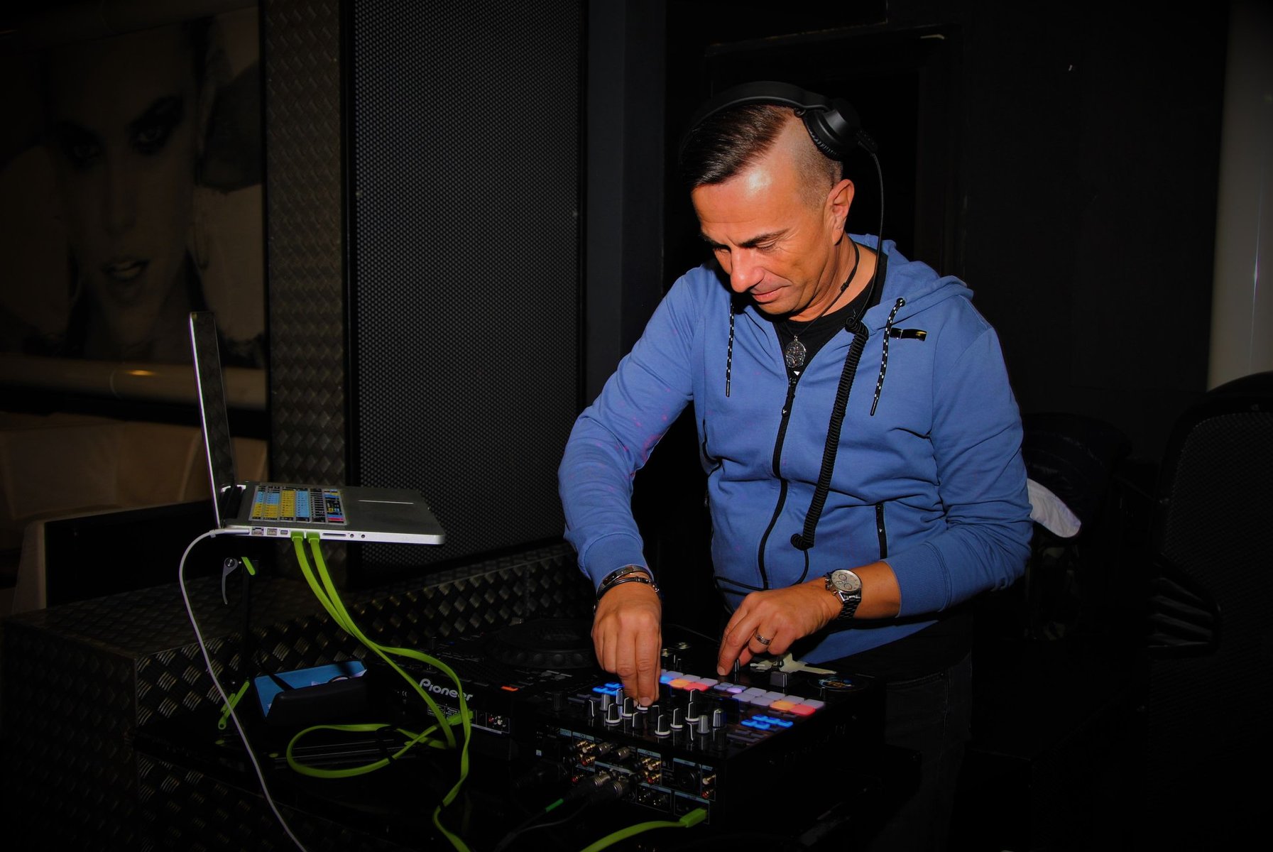 Electronic DJ Setup by marco_collodel featuring Apple MacBook Pro (General), Pioneer CDJ-850, and AIAIAI TMA-2 Modular Headphones and 1 more piece of gear