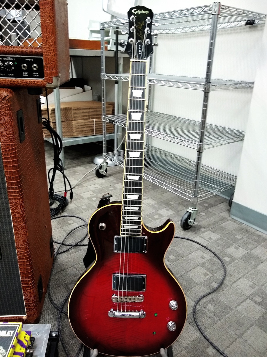 Music Gear Setup by redgtrrocker featuring Epiphone Les Paul Limited Edition