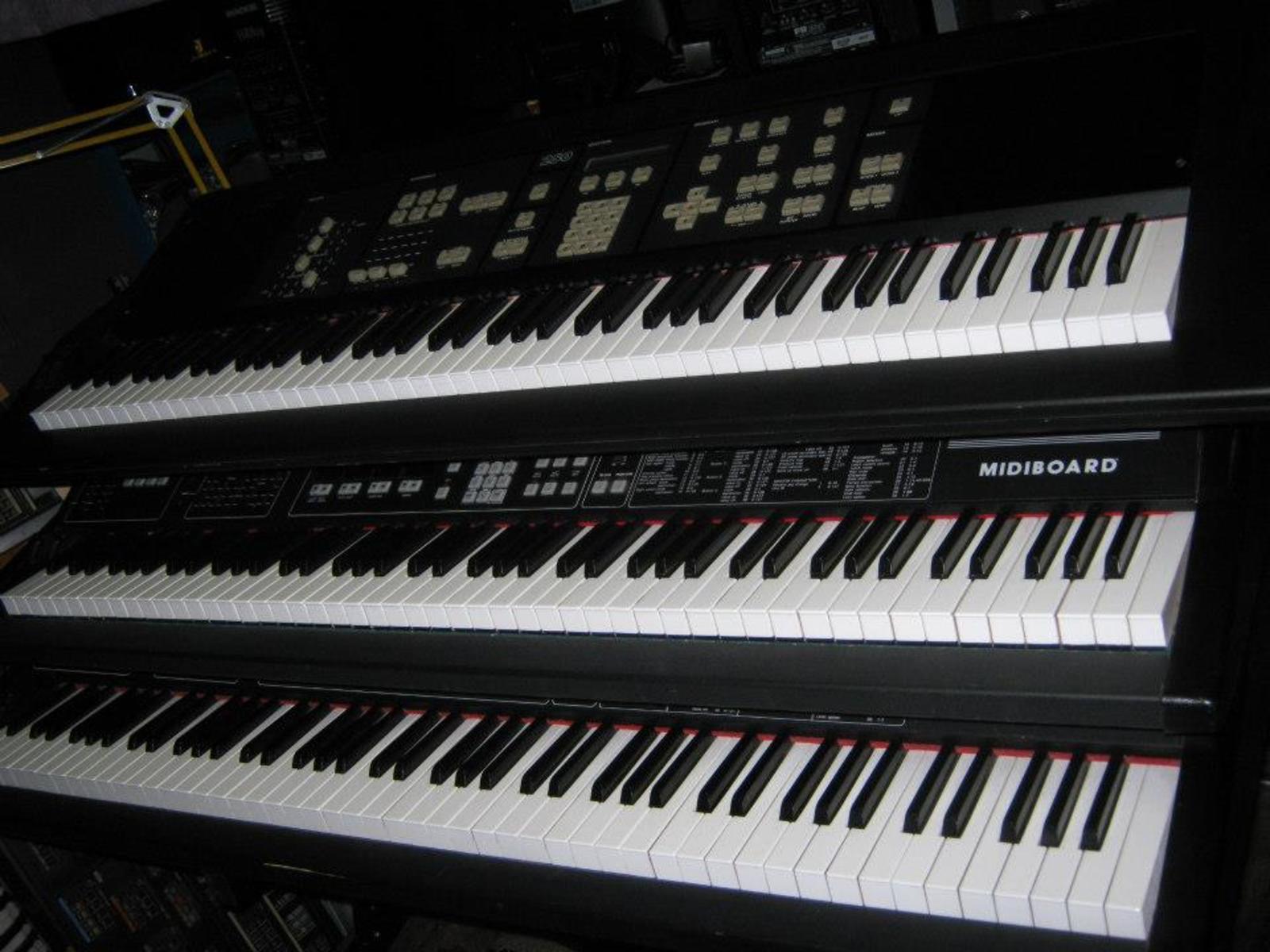 Music Gear Setup by barry_warne featuring Kurzweil Midiboard and Kurzweil K250