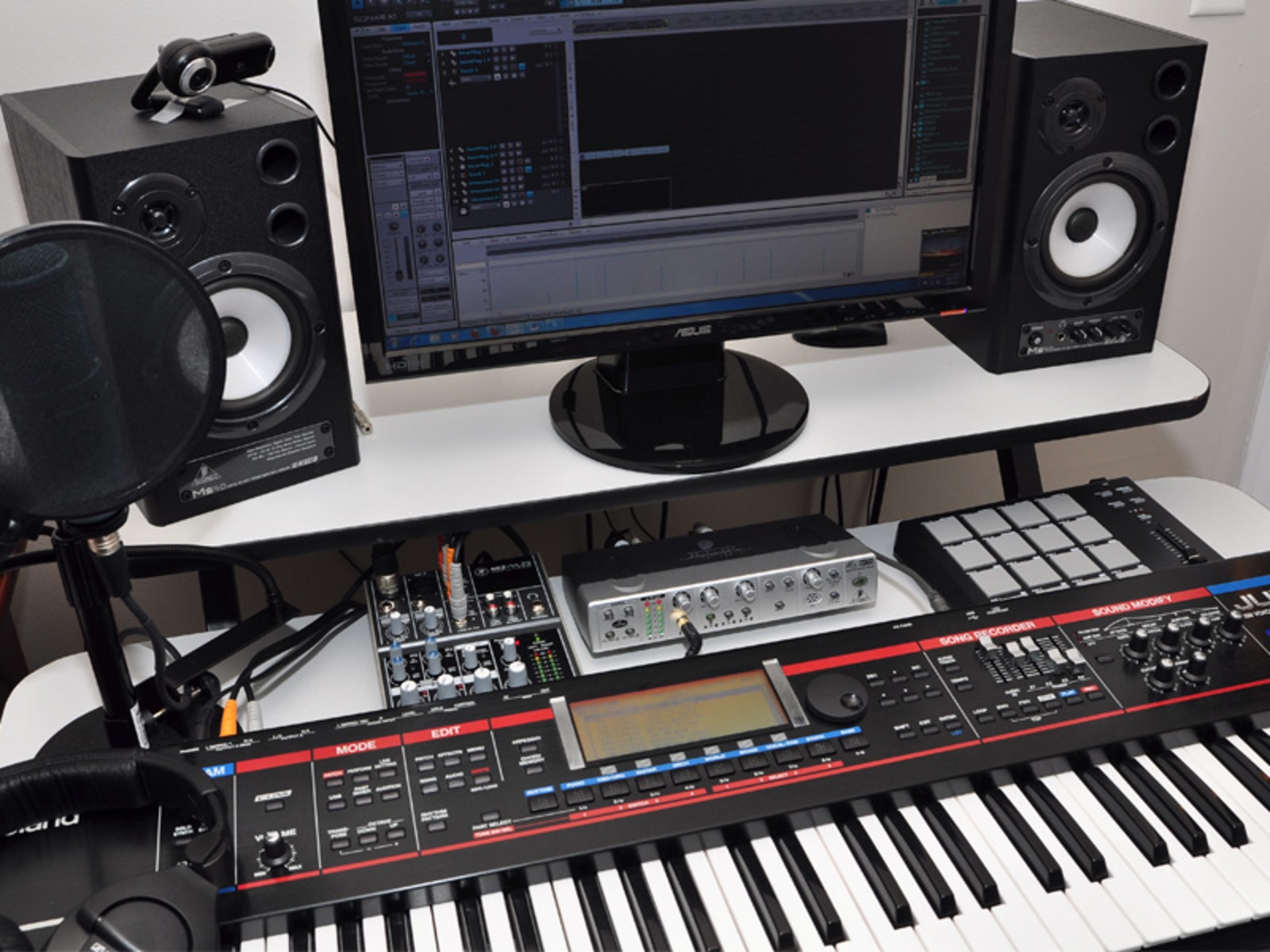 m3rchond's music gear photo