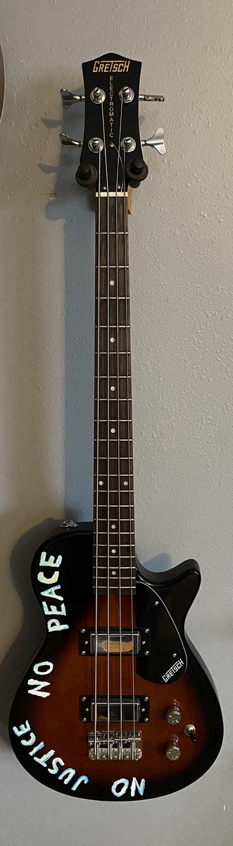 Music Gear Setup by bcmessplay featuring Gretsch G2220 Electromatic Junior Jet Bass II