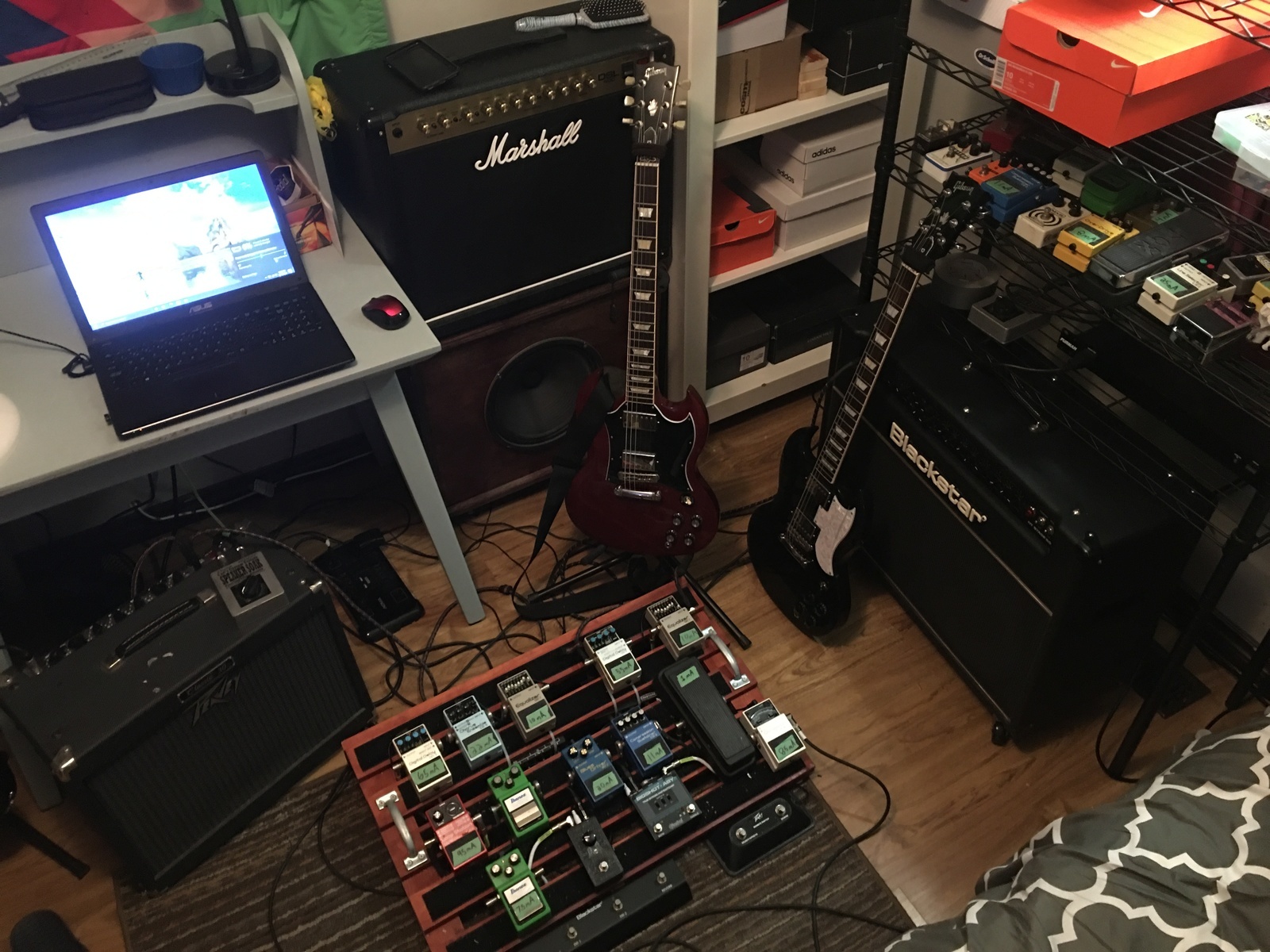 snowball's music gear photo