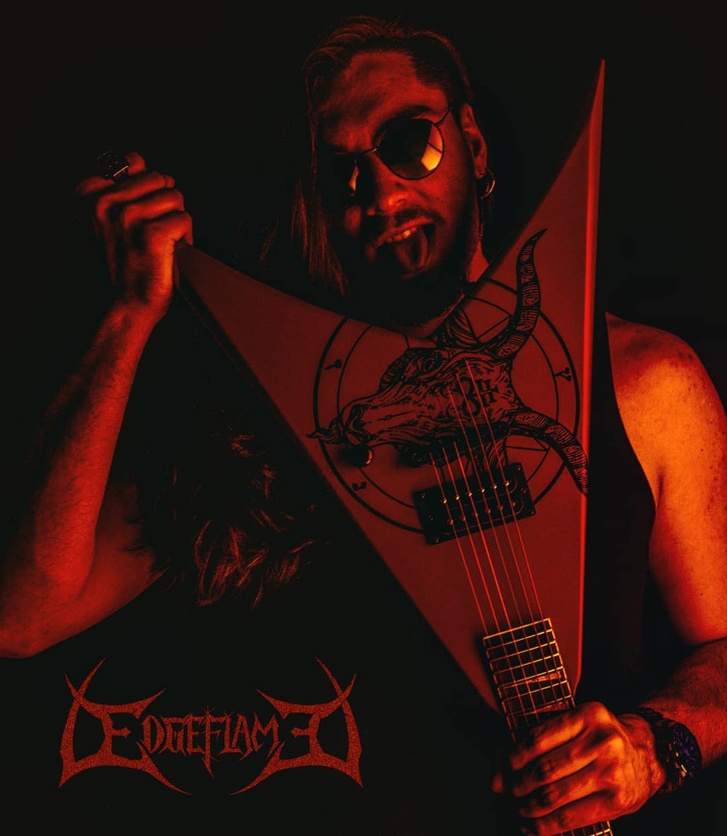Music Gear Setup by tolgasert featuring Jackson JS32T King V