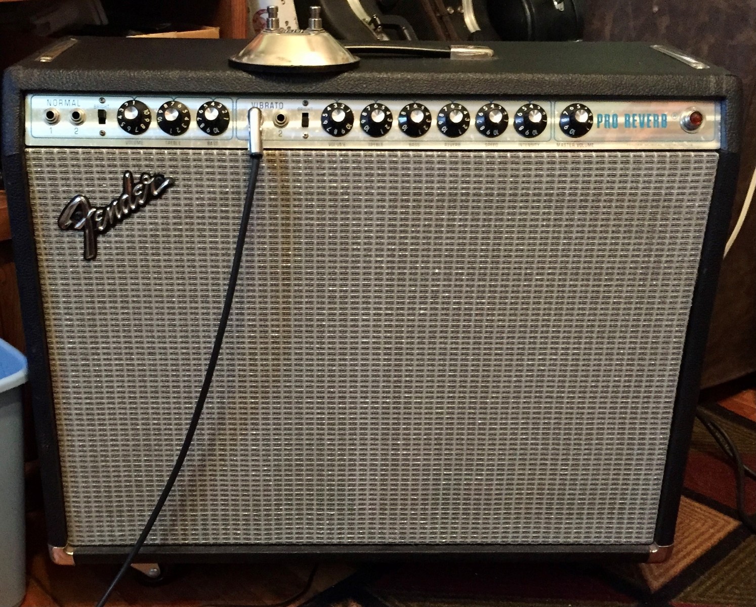 Country Music Gear Setup by justers54_msn_com featuring Fender AB668 "Silverface" Pro Reverb