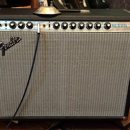 Photo of Fender AB668 "Silverface" Pro Reverb