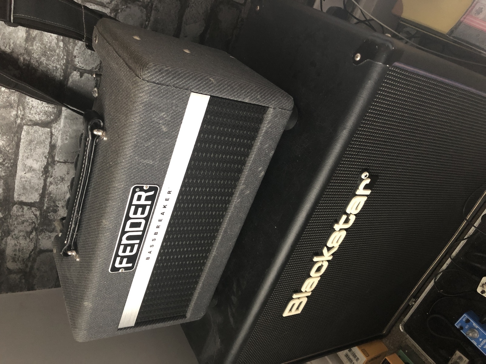Blackstar Music Gear Setup by will_1212 featuring Blackstar HTV212 2x12" Guitar Cab Speaker Cabinet and Fender Bassbreaker 007 7W Tube Guitar Amp Head