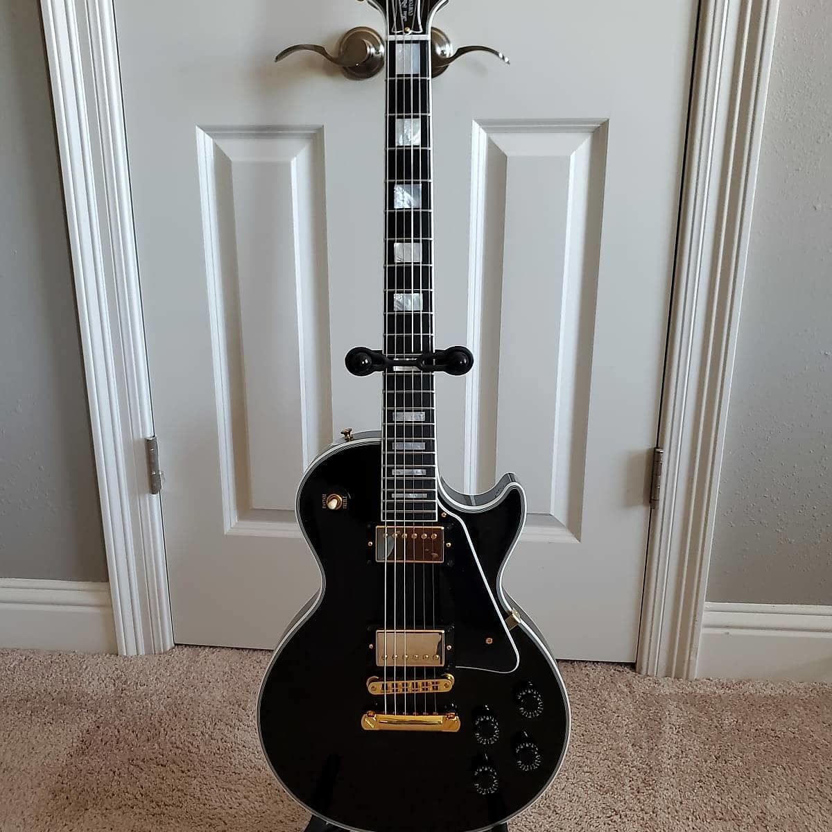 Music Gear Setup by joemadden featuring Gibson Les Paul Custom Electric Guitar