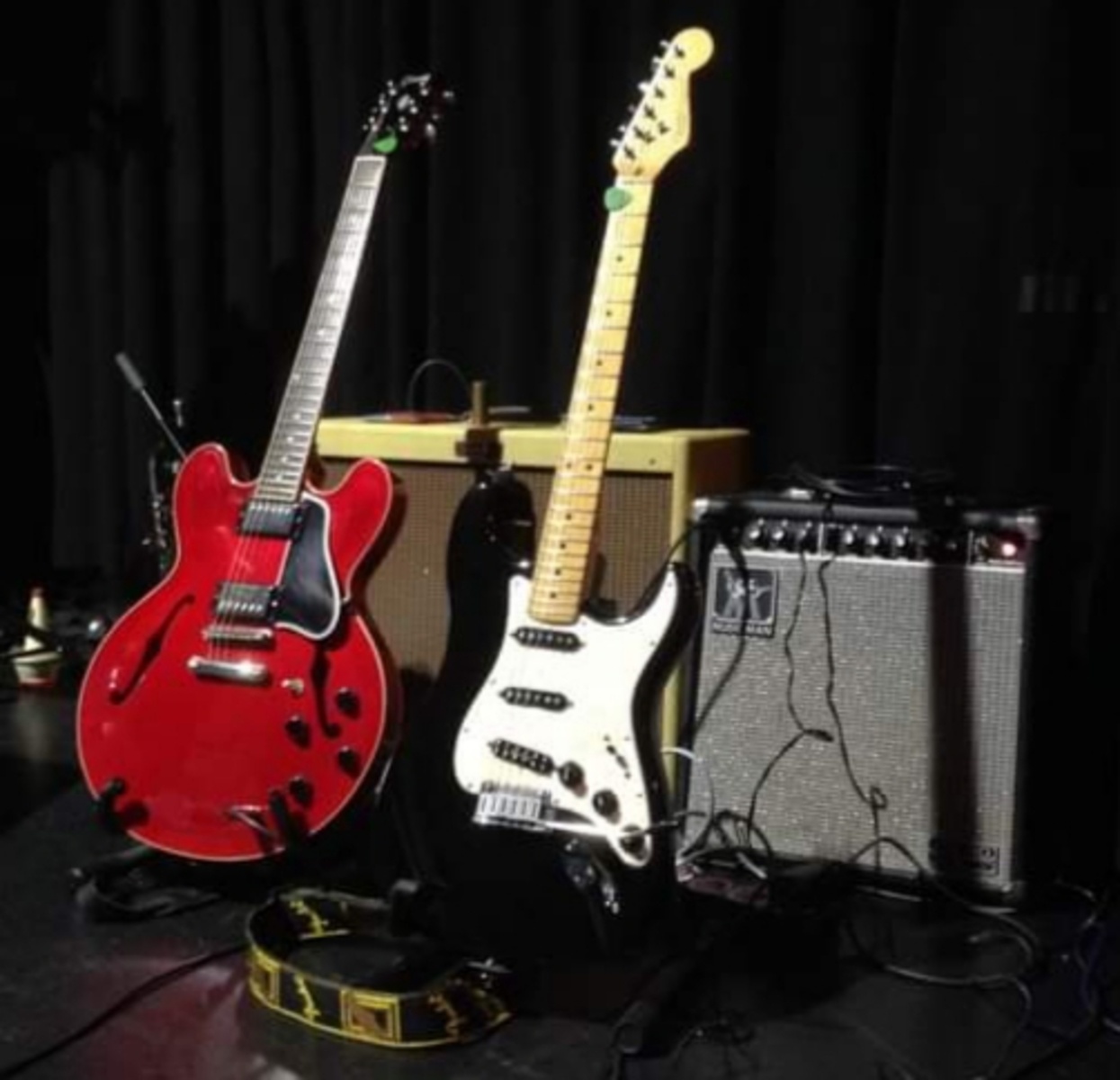 Country Music Gear Setup by martin_gotte featuring 1980 Music Man 112-RD-50, Gibson ES-335, and Schaller Security Locks for Guitar Straps and 3 more pieces of gear