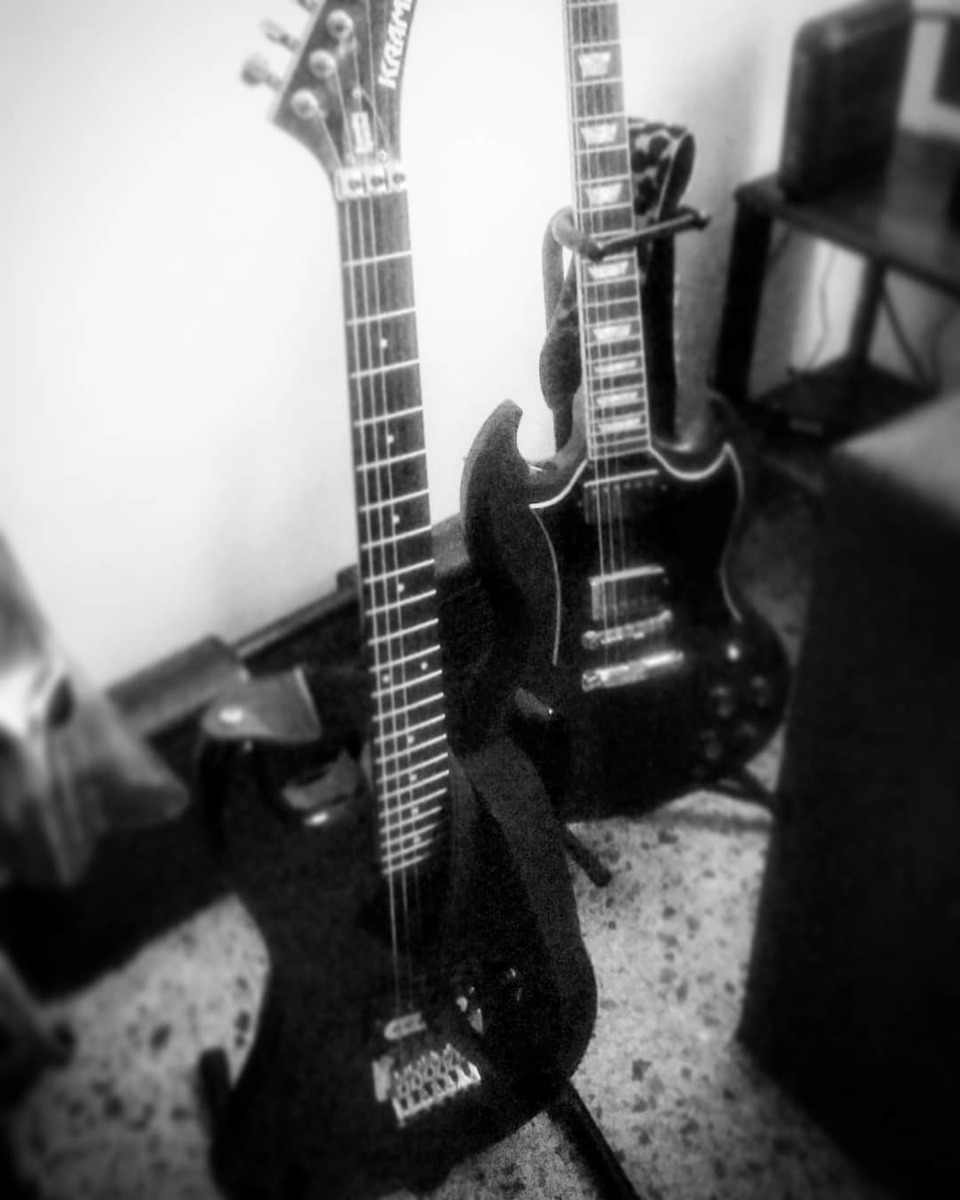 Gibson Music Gear Setup by martin_kramer featuring Gibson SG Standard and Kramer Baretta Special