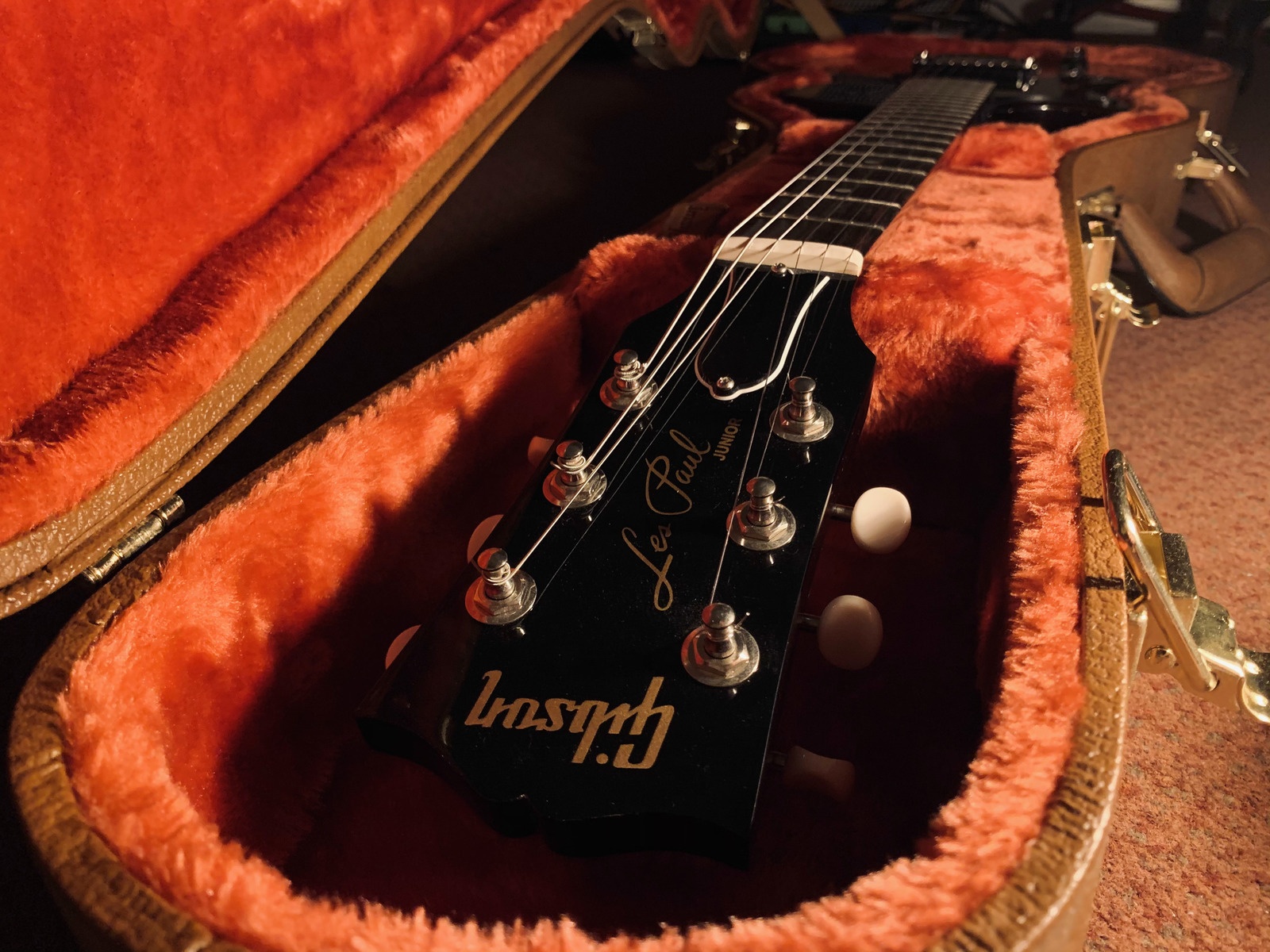 Music Gear Setup by jacktcliffe featuring Gibson Les Paul Junior