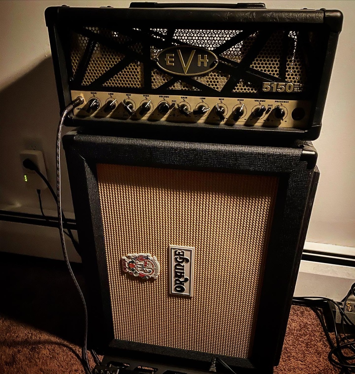 Metal Music Gear Setup by slothic featuring EVH 5150IIIS EL34 100-watt Tube Head and Orange PPC212 - 120-watt 2x12" Cabinet - Black