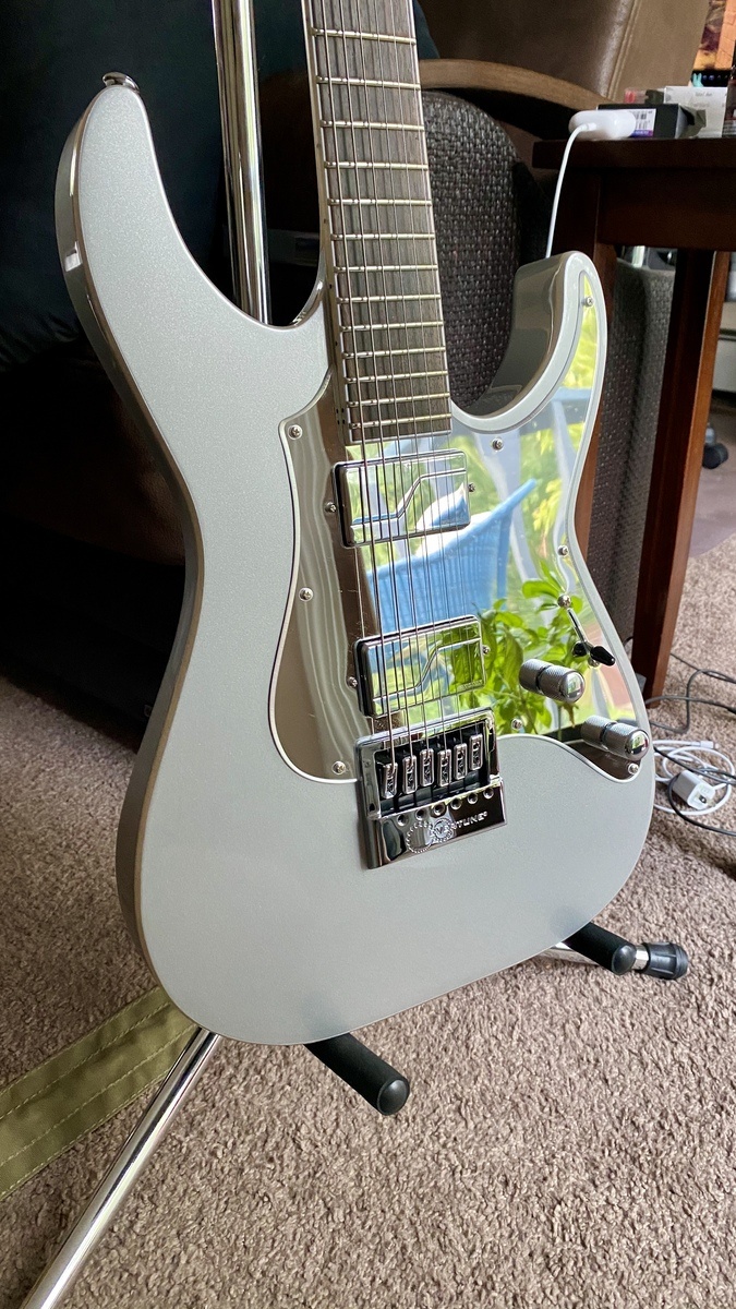 Music Gear Setup by slothic featuring ESP LTD KS M-6 Evertune Ken Susi Signature