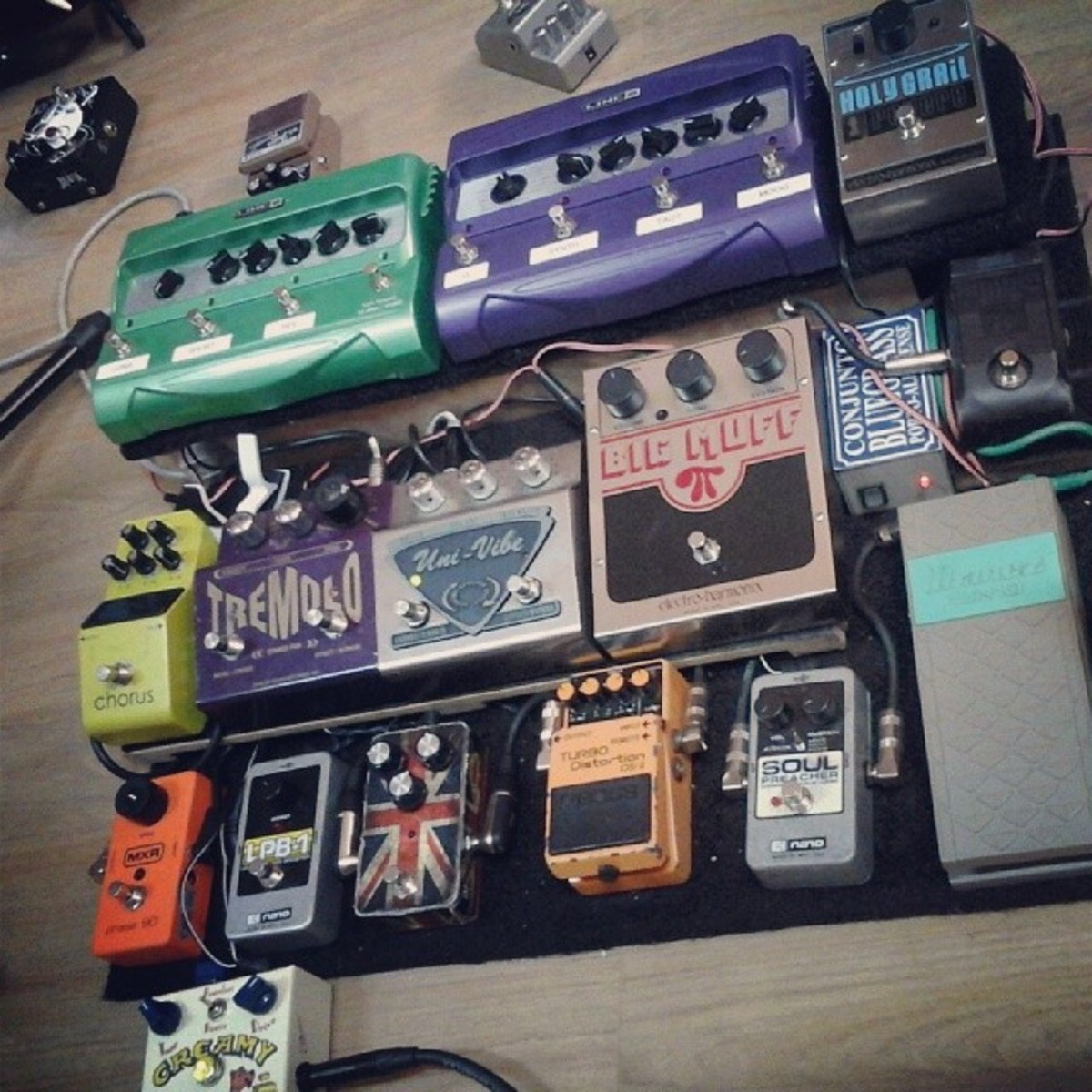 vouten's music gear photo