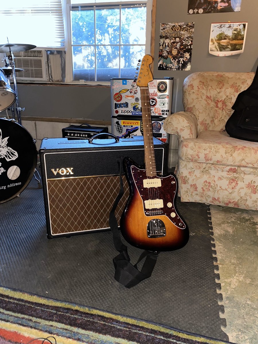 Vox Amp Rig by noahsullivan featuring Vox AC30S1 1x12 Combo and Fender Jazzmaster Vintera 60s Modified