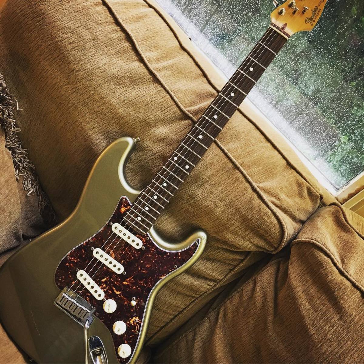 Music Gear Setup by jimmyjameslove featuring Fender American Standard Stratocaster