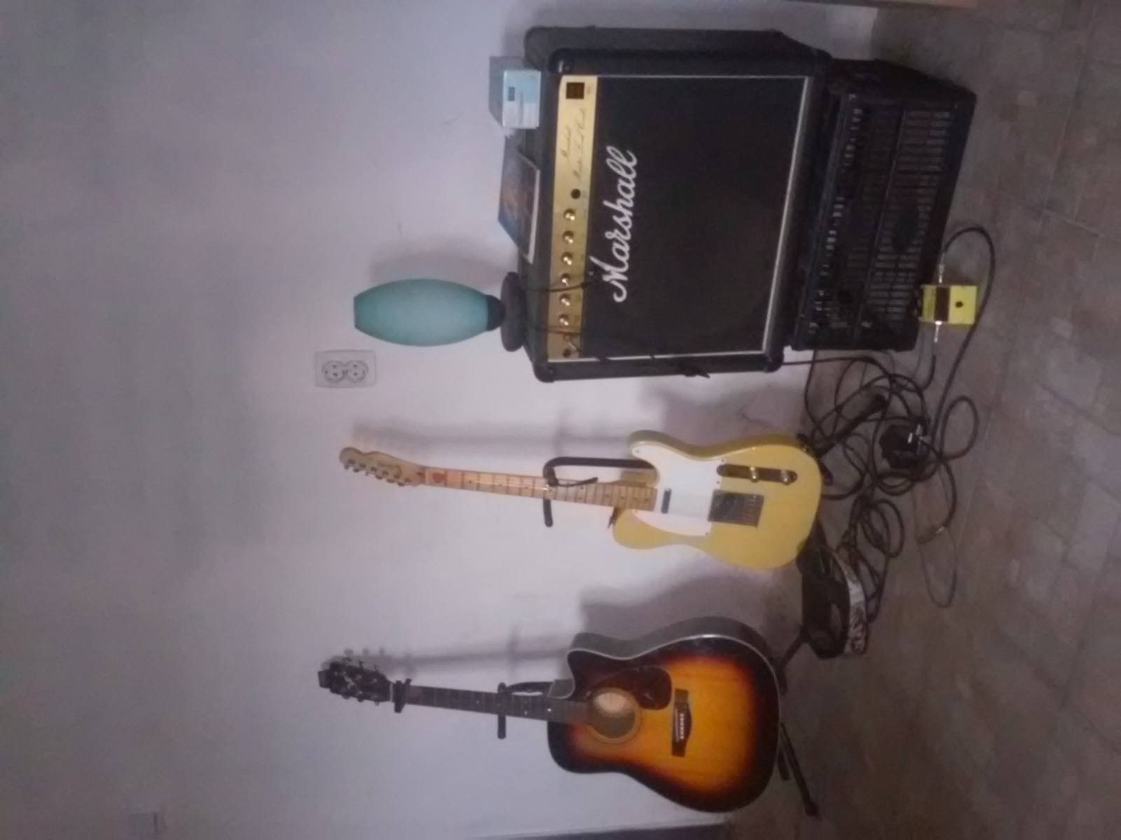 Music Gear Setup by toni963 featuring Yamaha FX370C, Marshall 5010 Master Lead Combo, and Squier 1986 Squier Telecaster (Japan)