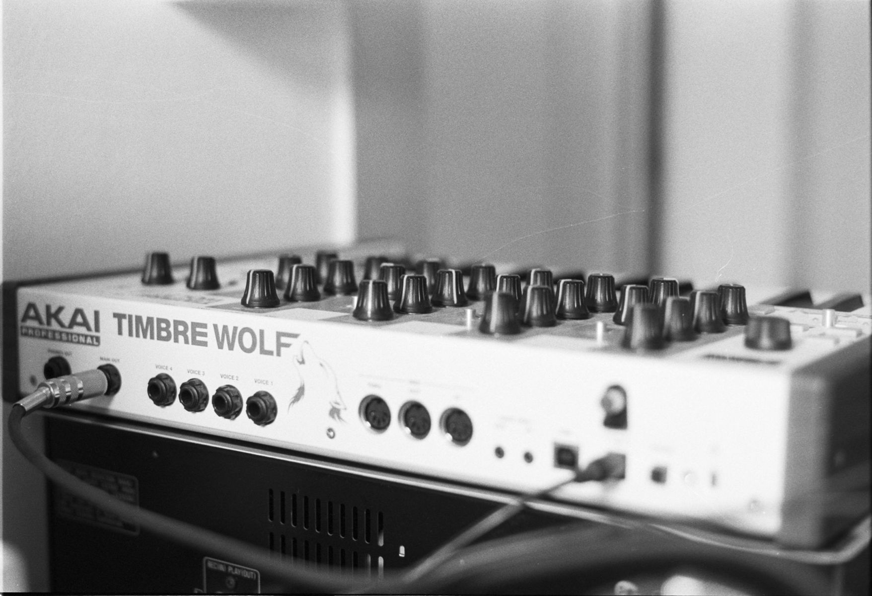 Music Gear Setup by lietoofine featuring Akai Timbre Wolf Analog Polyphonic Synthesizer