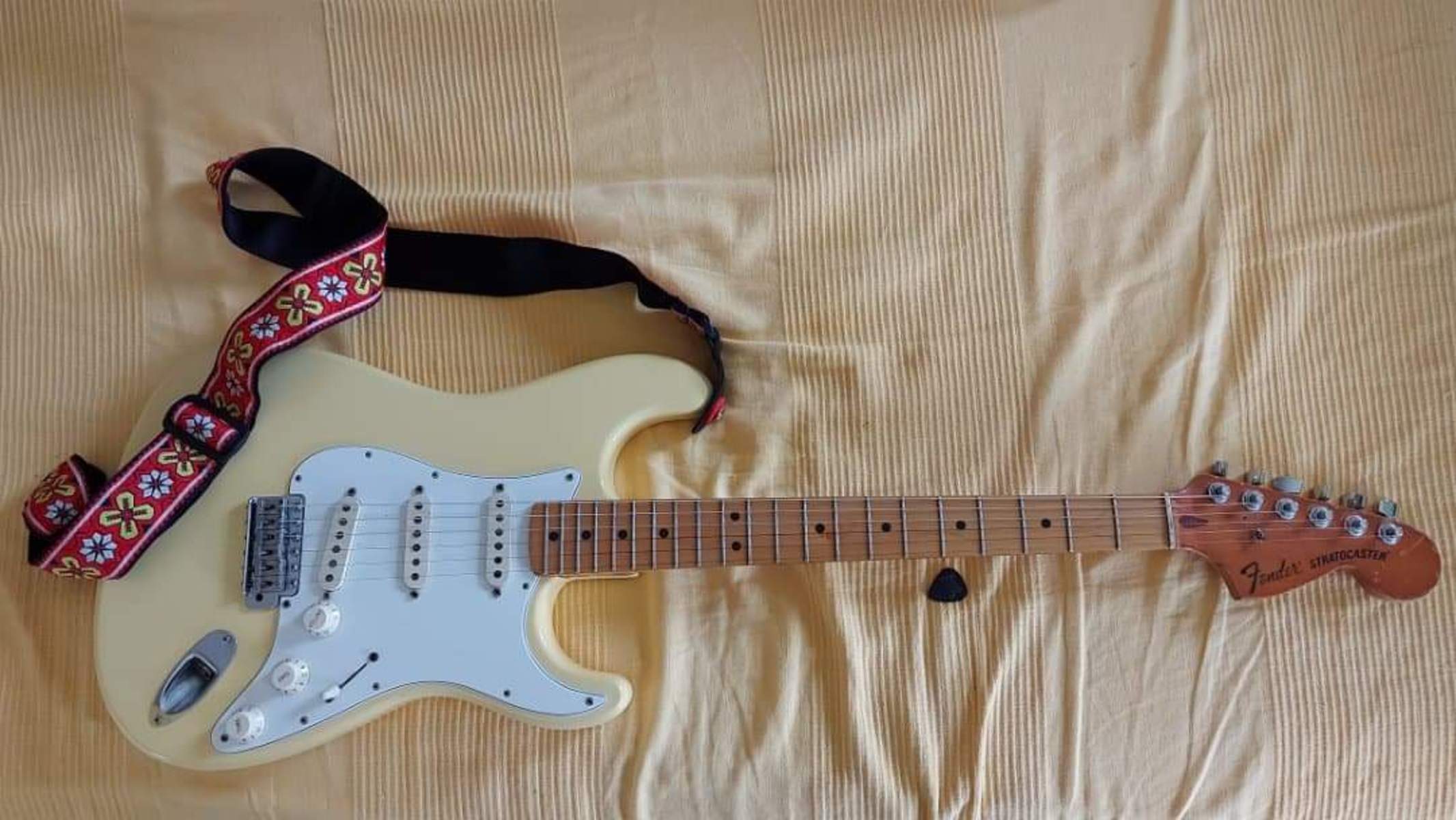 Music Gear Setup by janis_aslanidis featuring Fender 25th Anniversary Stratocaster (1979 - 1980)