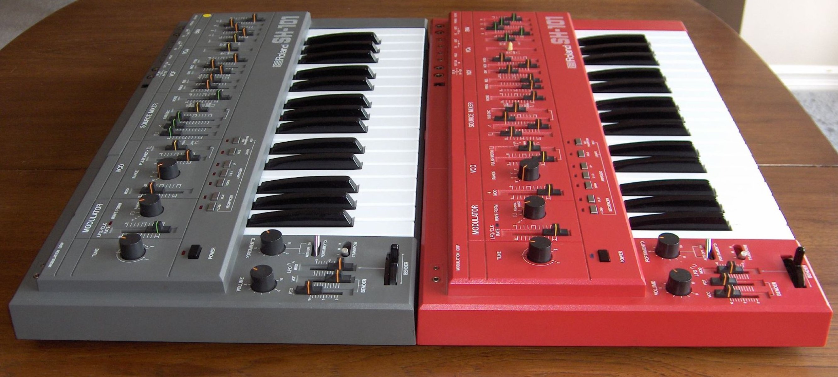 Music Gear Setup by bubbajones featuring Roland SH-101 and Roland SH-101 Red