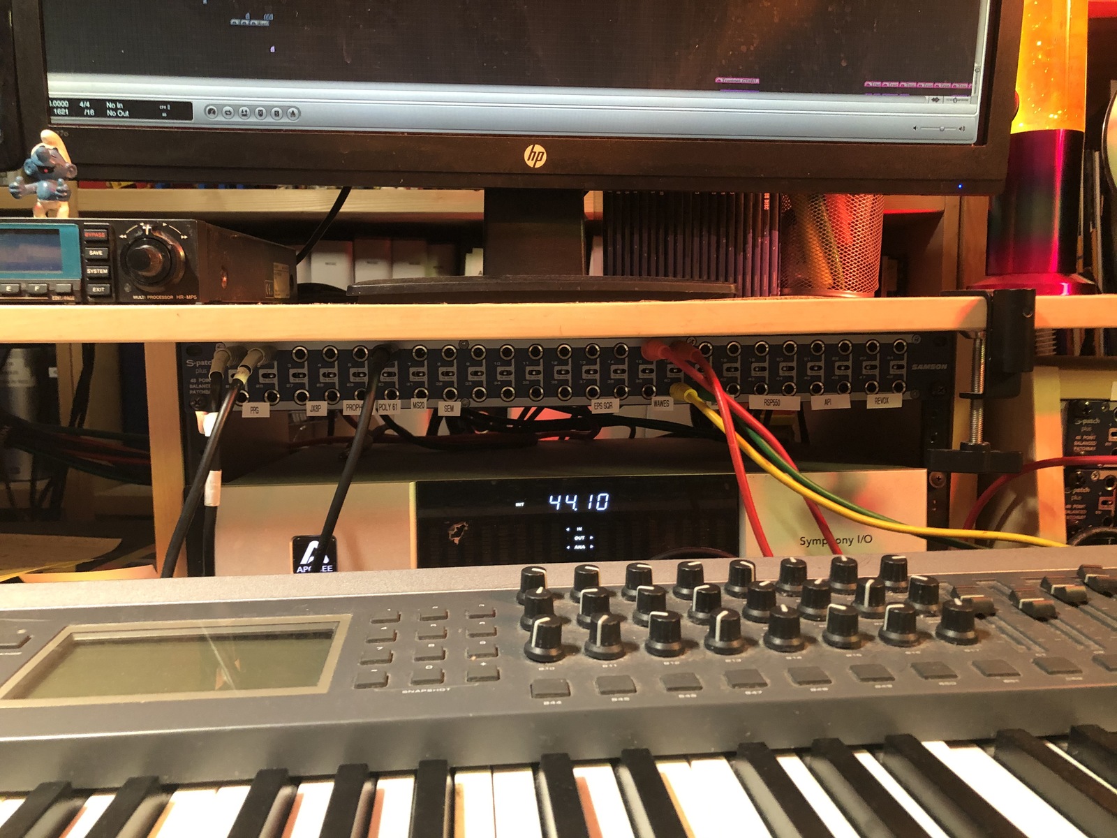 Apogee Music Gear Setup by hxs28 featuring Apogee Symphony I/O and Samson S-Patch Plus 48-Point Patchbay
