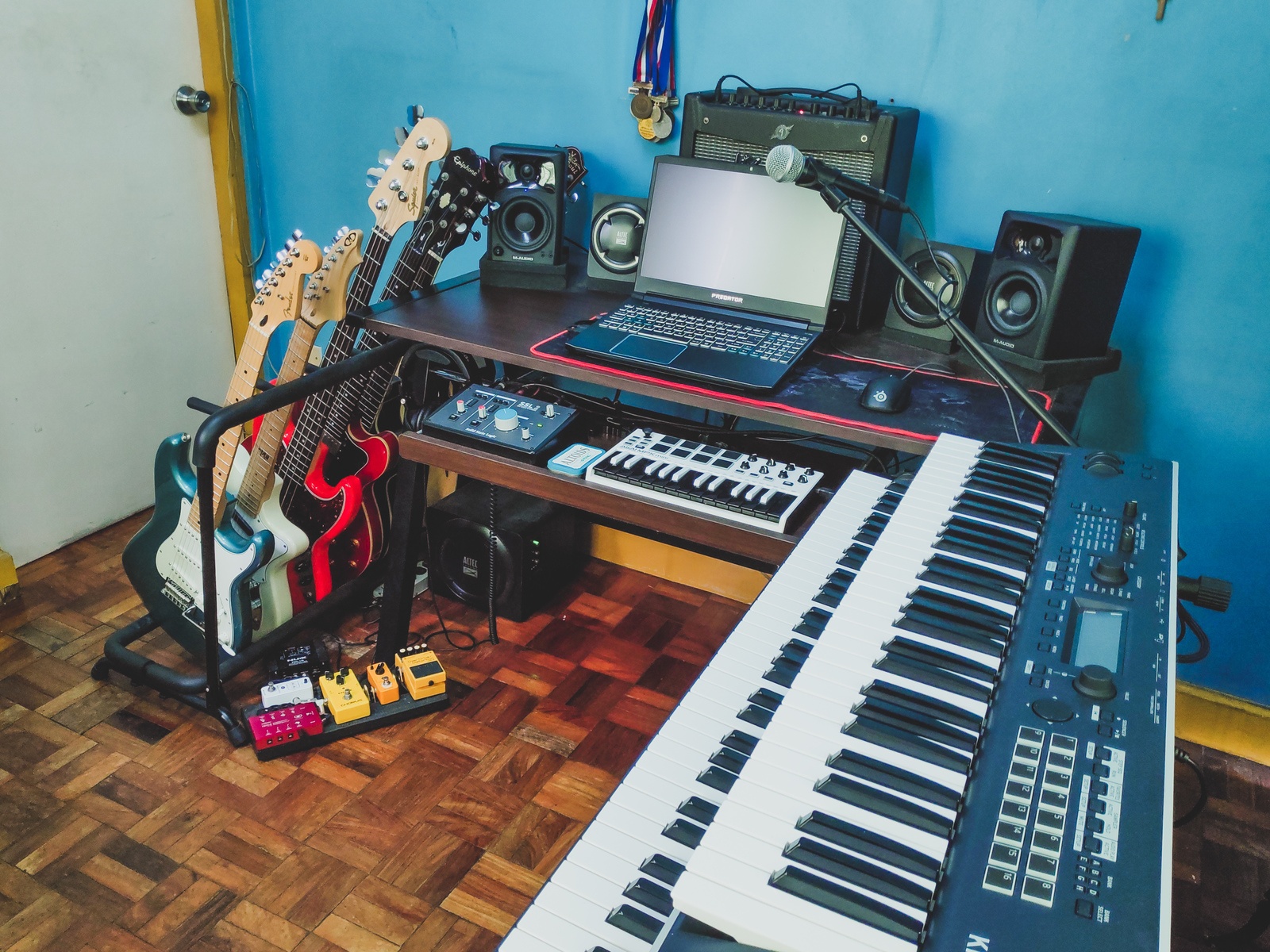 Music Gear Setup by rayhel featuring Boss OS-2 OverDrive/Distortion, Epiphone Dot, and Fender Mustang I V2 and 16 more pieces of gear