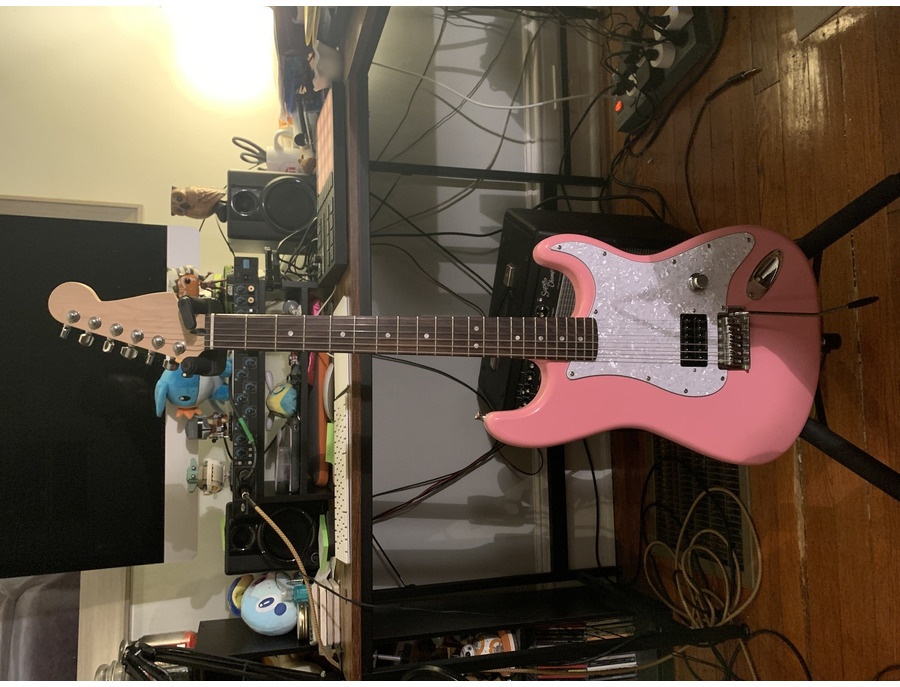 Photo of Fender Tom DeLonge Signature Stratocaster and more gear